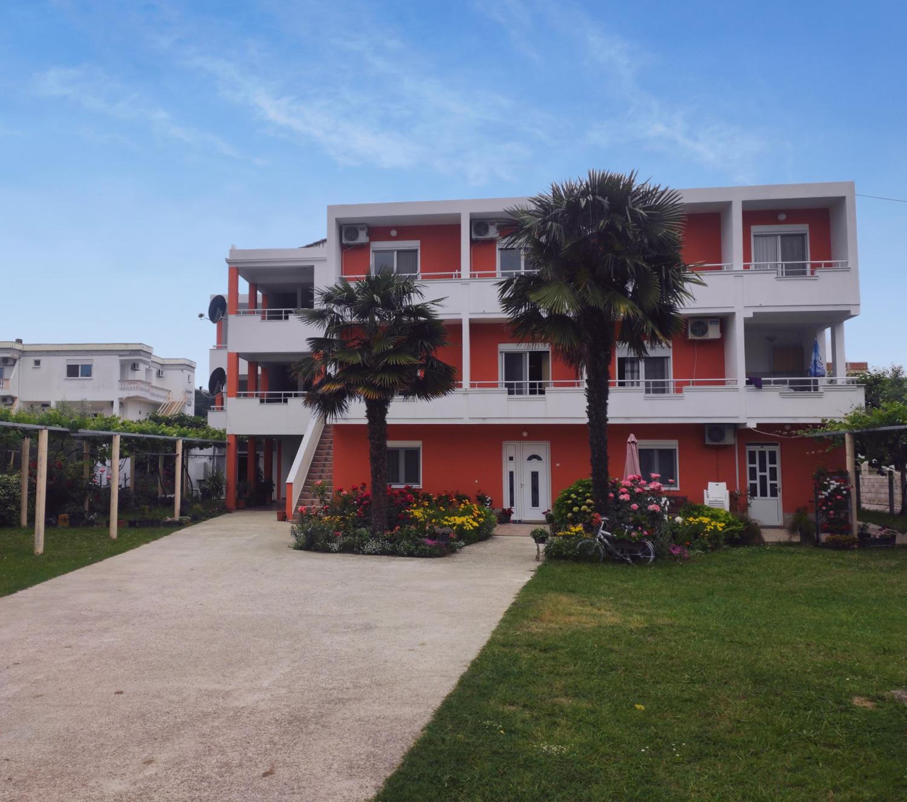Casa ROBI - Apartments view 2