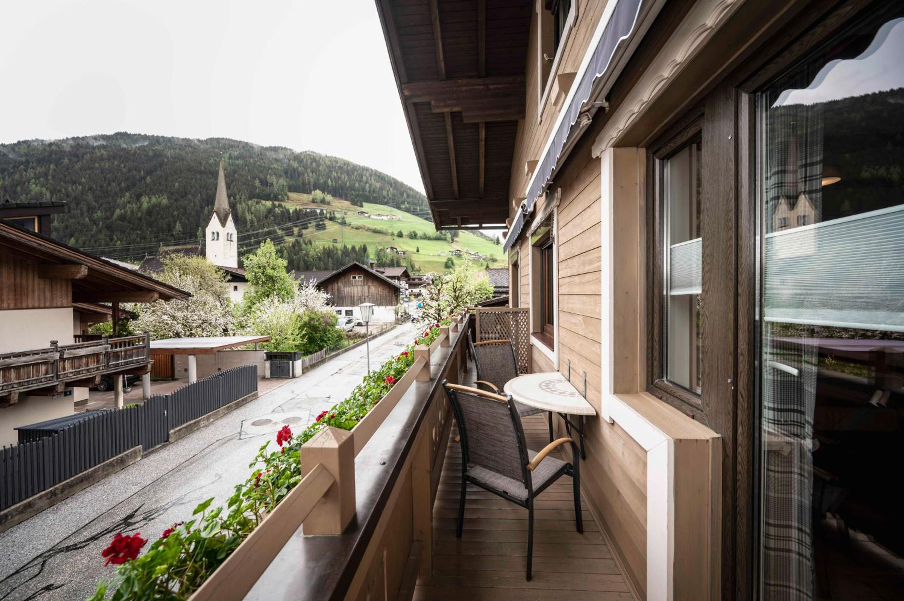 Golf & Ski Chalet