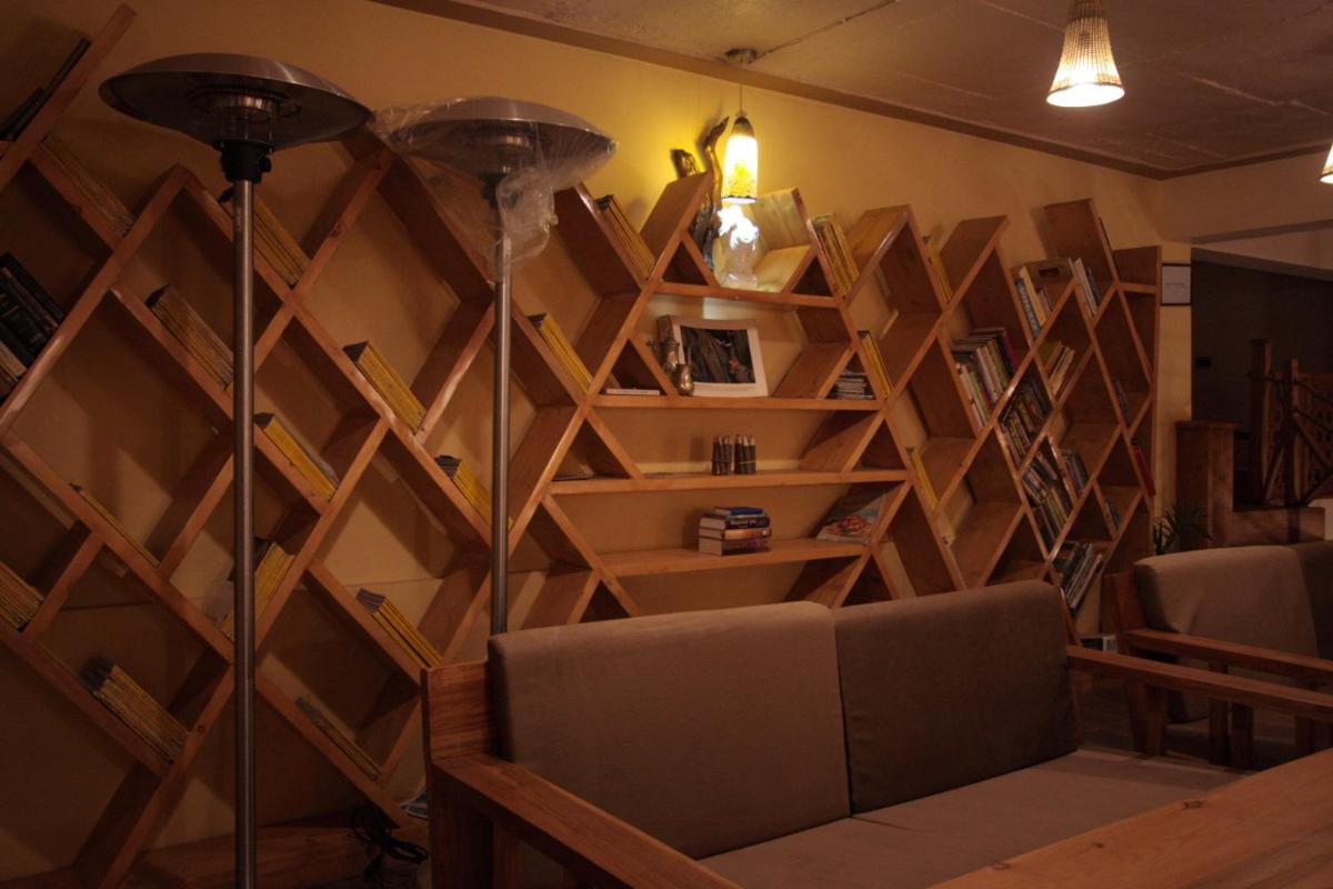 lounge