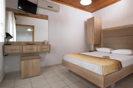 Malama Rooms