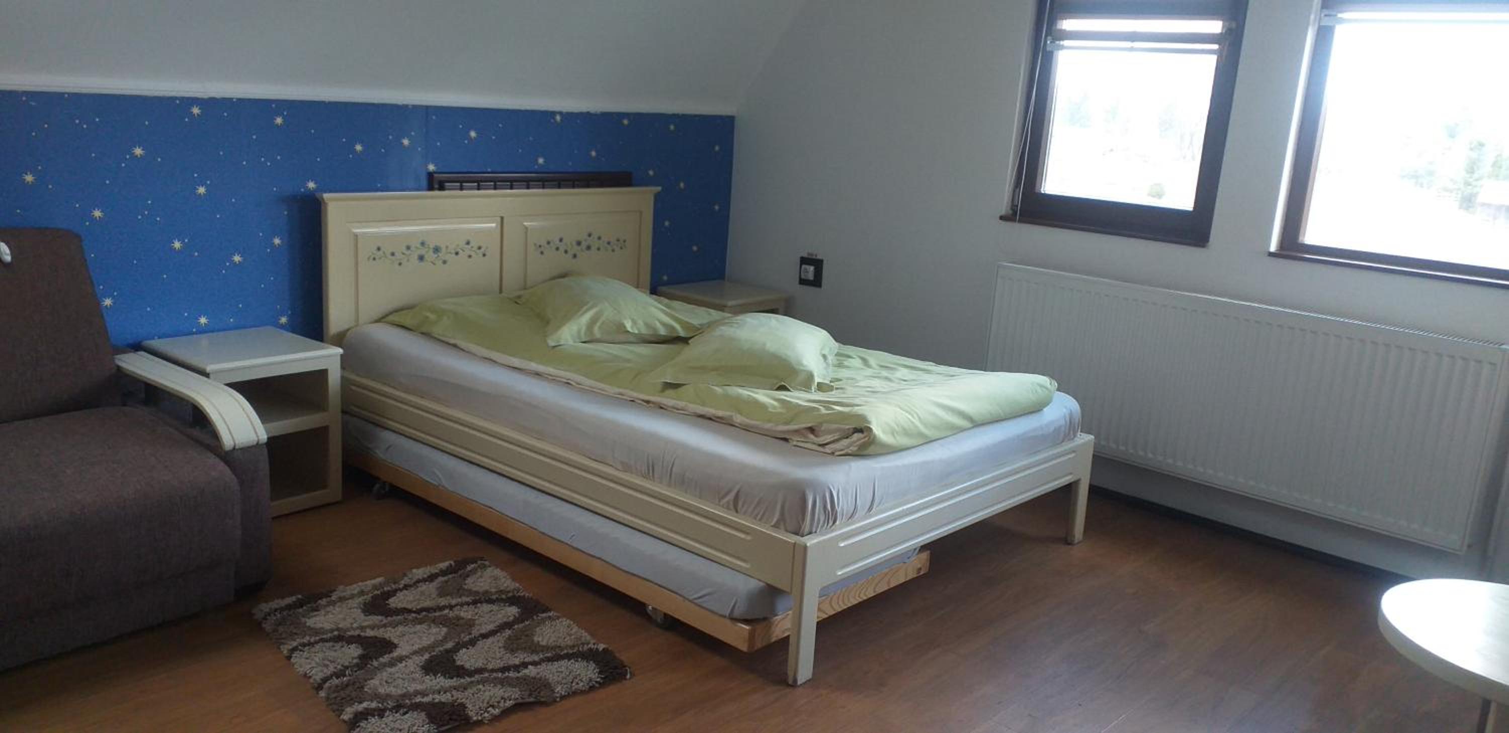 Photo 33