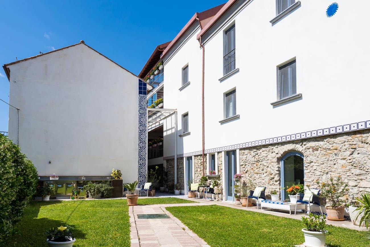 Ispani Inn Resort