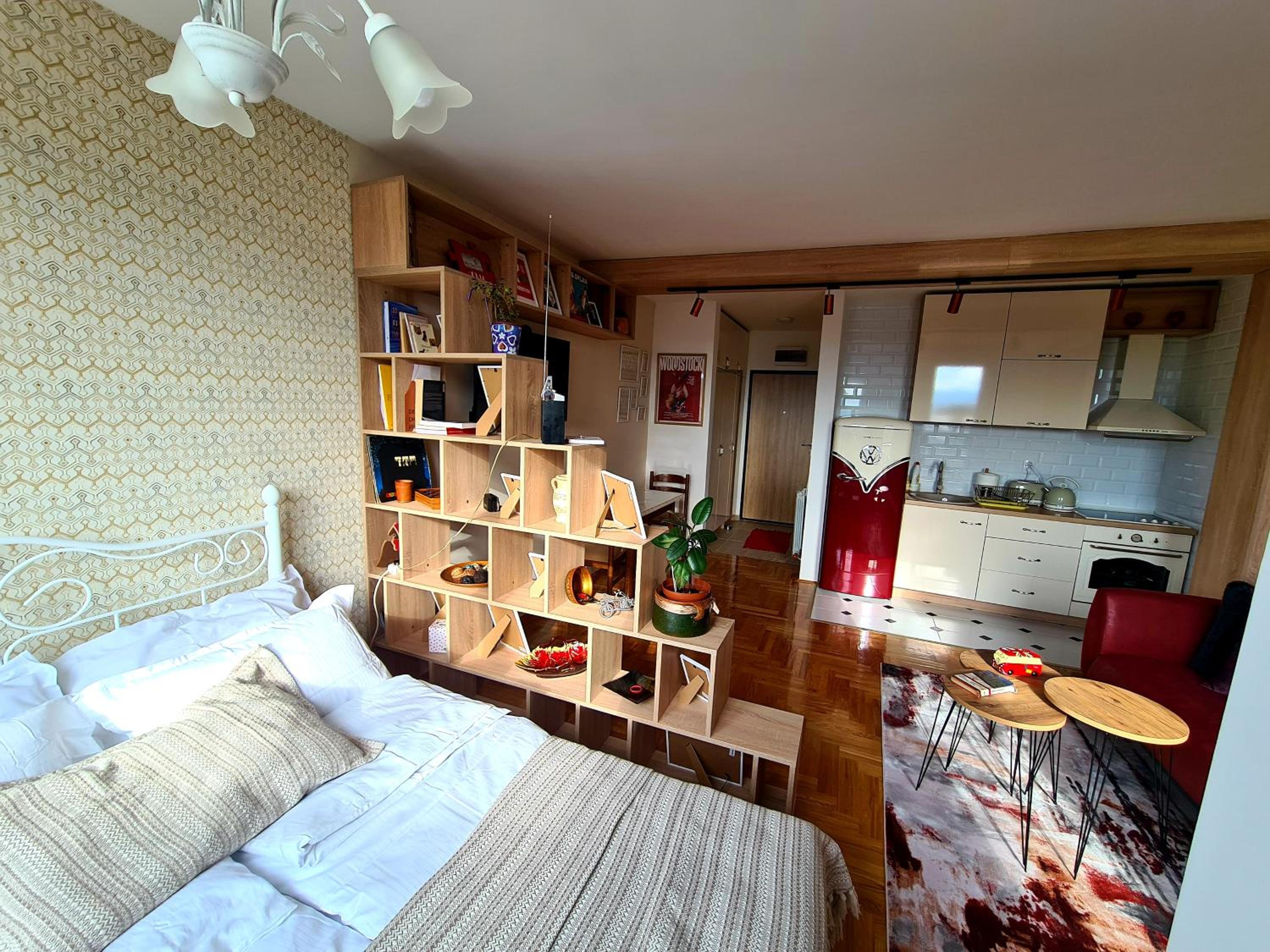 Lilly Dream Home Apartment Retro Back to 60s and 70s Sarajevo view 5