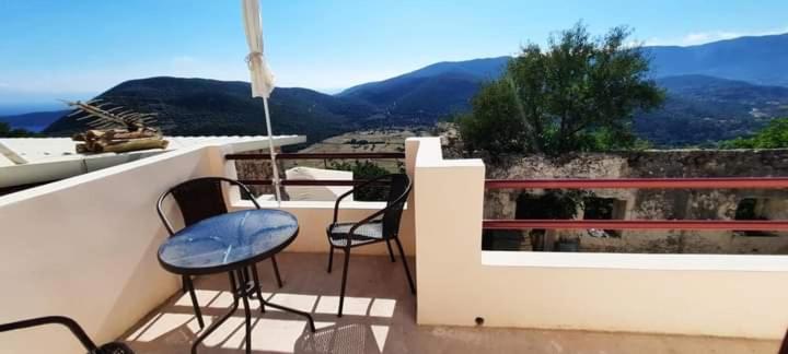 Manto Apartments Lefkada view 4