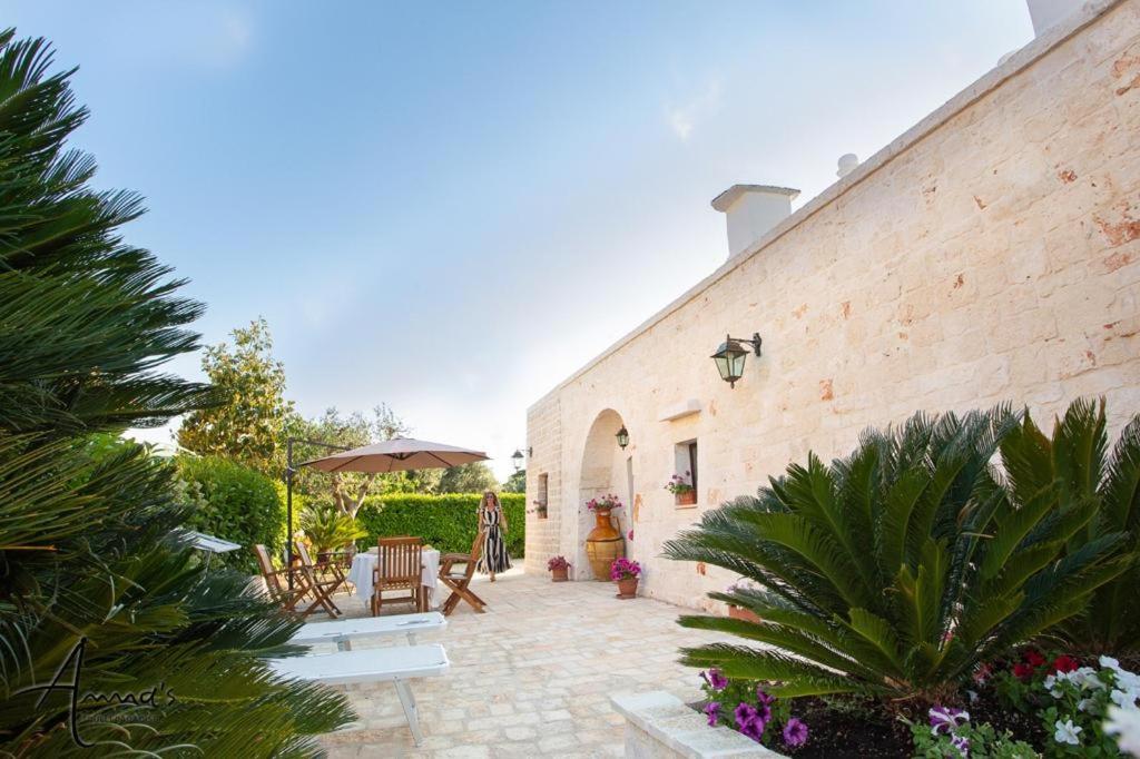 AnnaS Trulli Paradise-Alberobello view 2