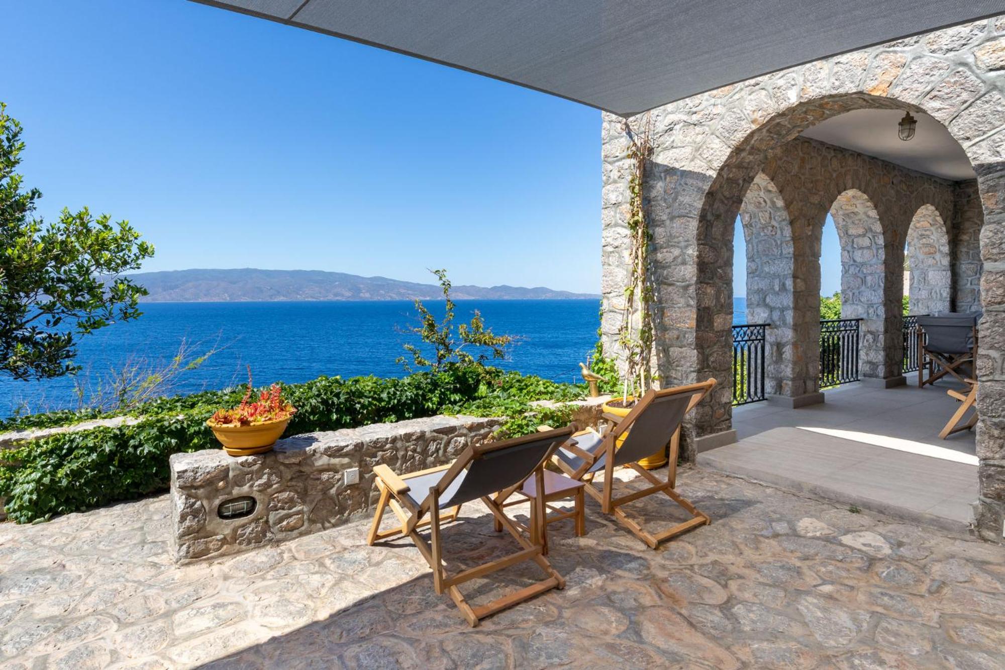 ONOS RESIDENCE view 4