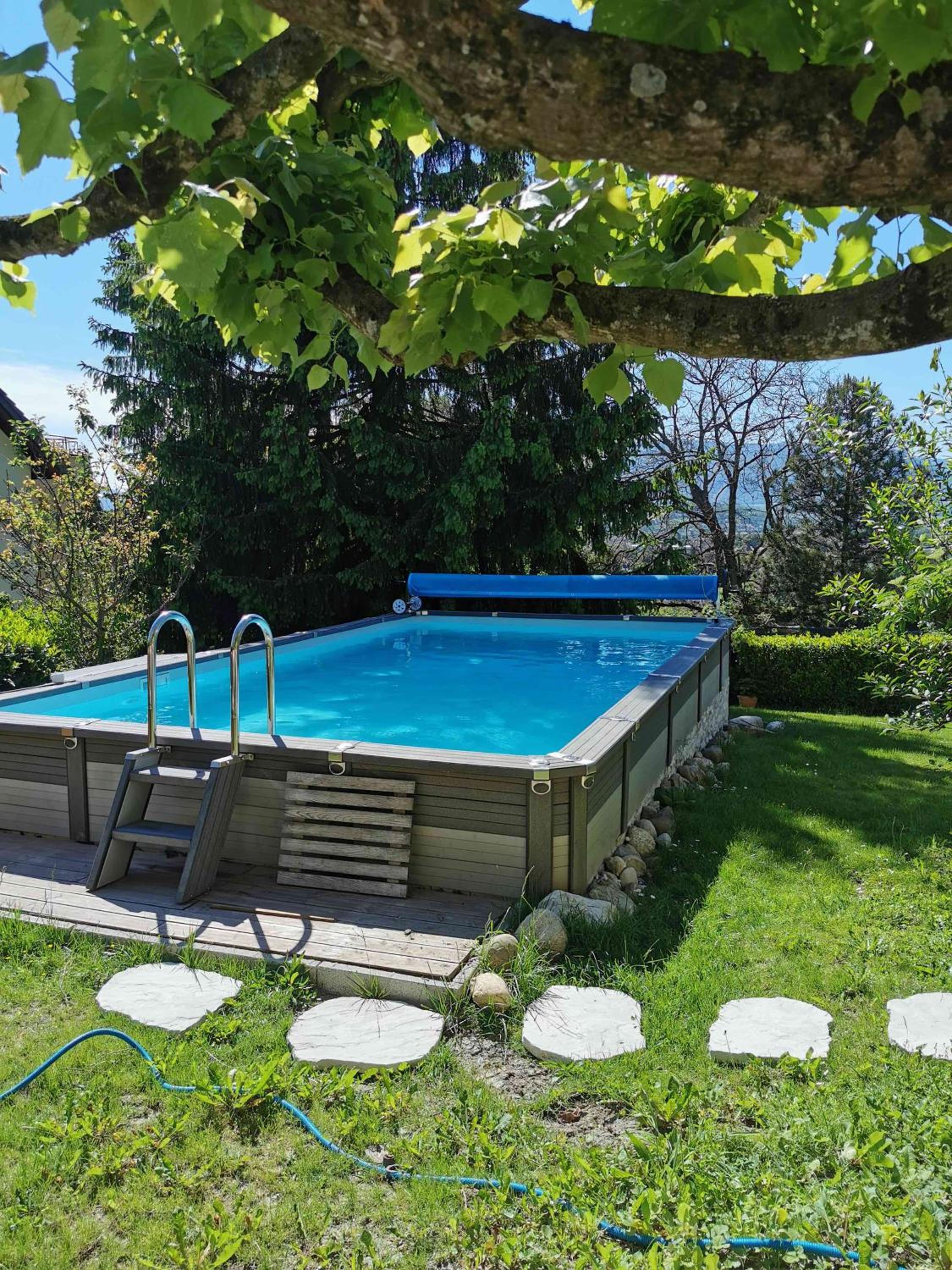 Appartement 1 pièce entresol 30 m2 proche du centre et bain thermal