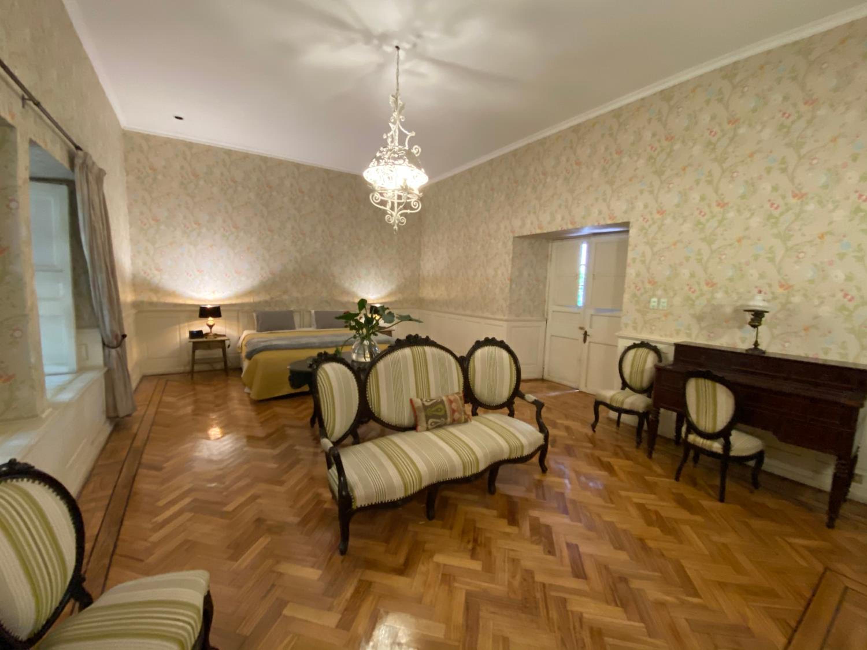 Casona Lo Aguirre , Hospedaje de Temporada Cálidas