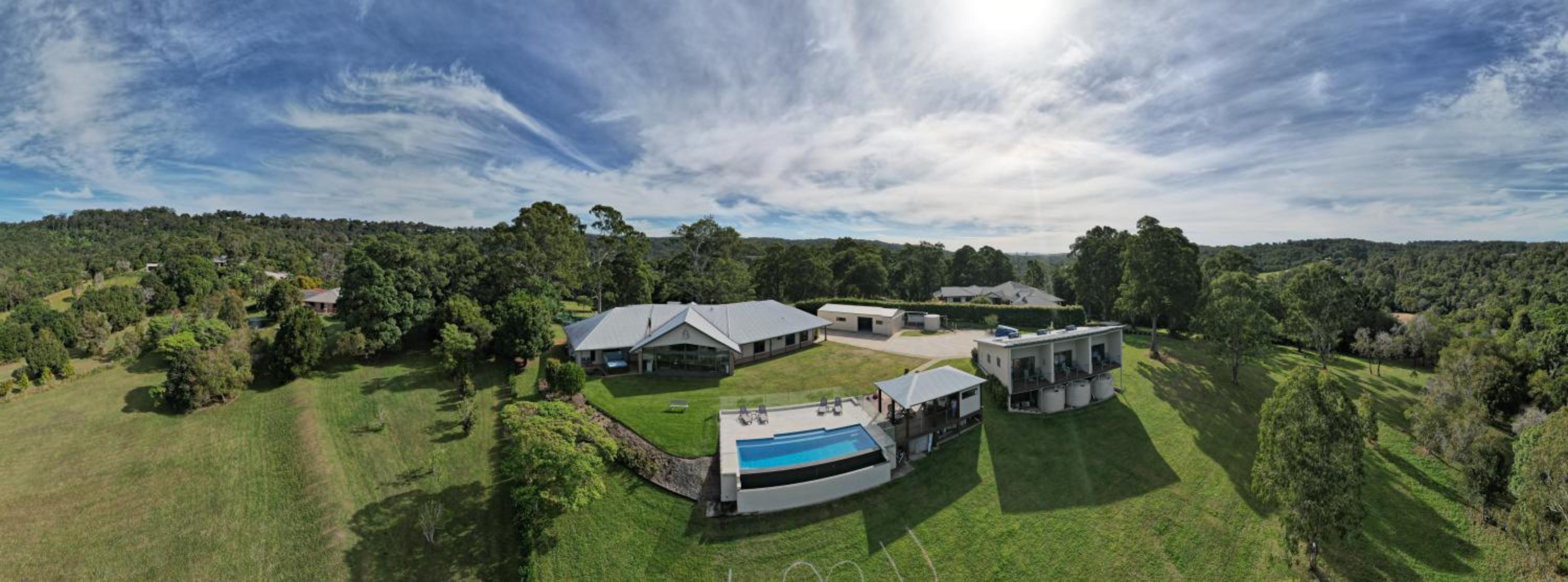 Hotel Mapleton Springs - Image 1