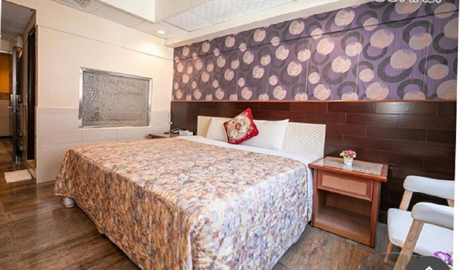 Taoyuan Vacations - Yi Pin Business Hotel - Property Image 3
