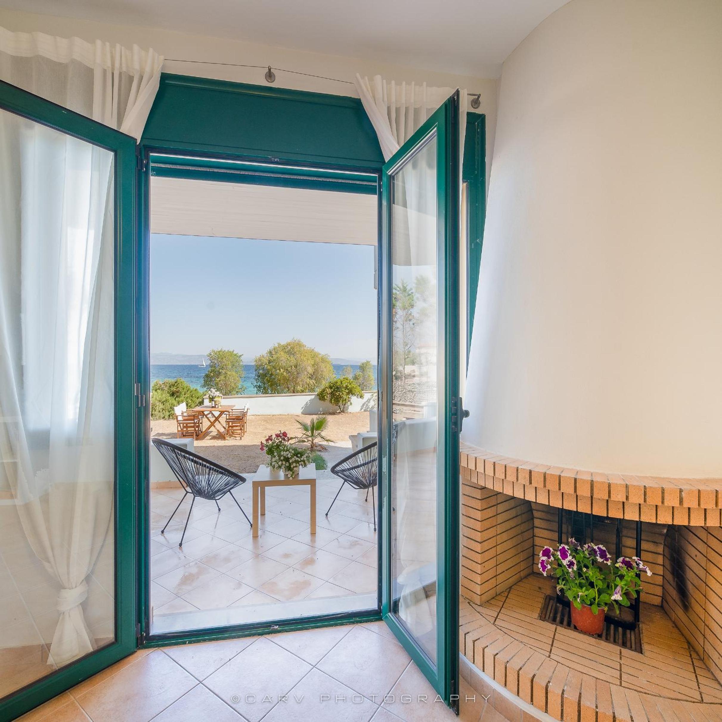 FLUO Seaside Apartment view 2