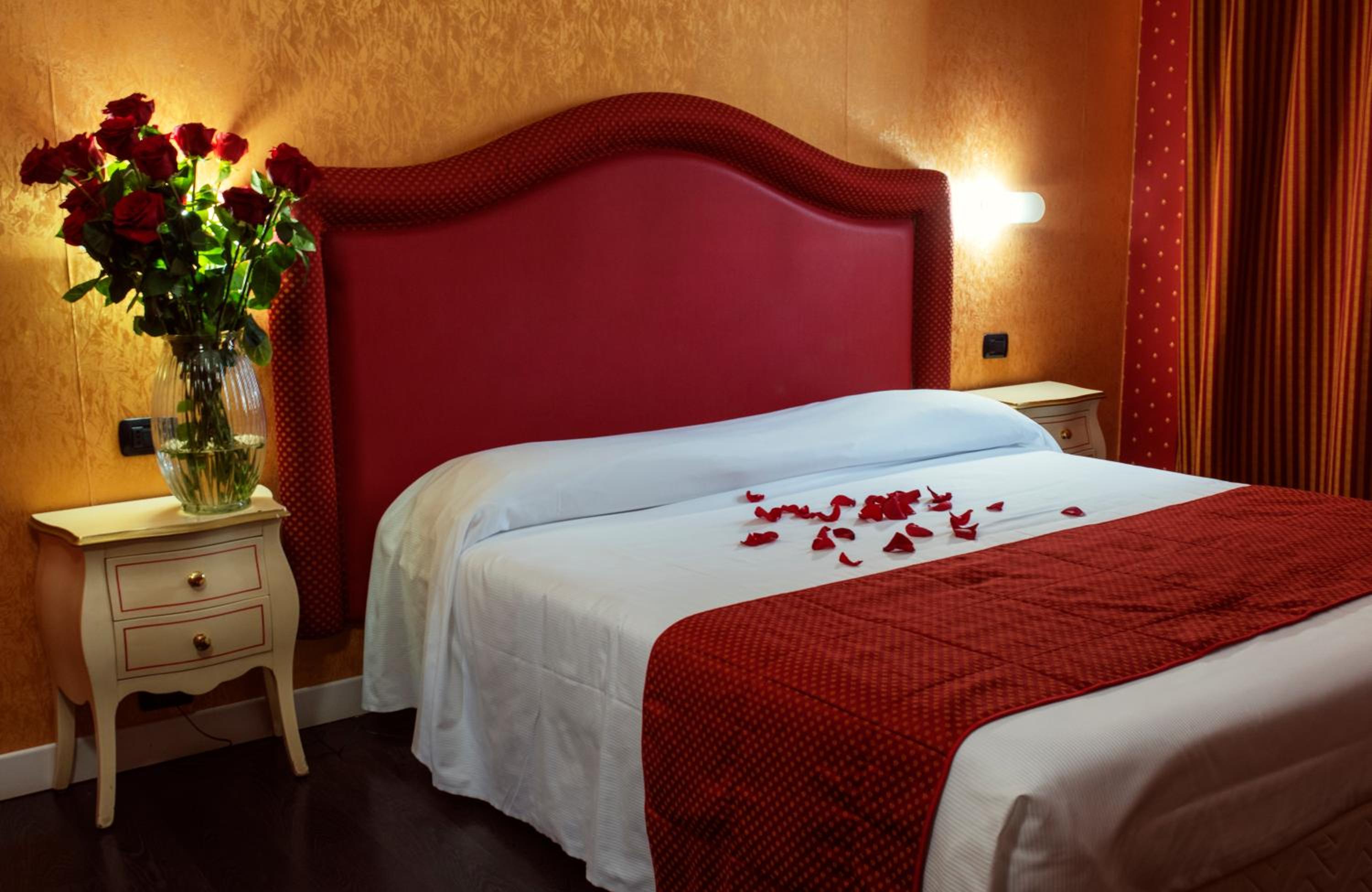 Hotel - Motel Flower
