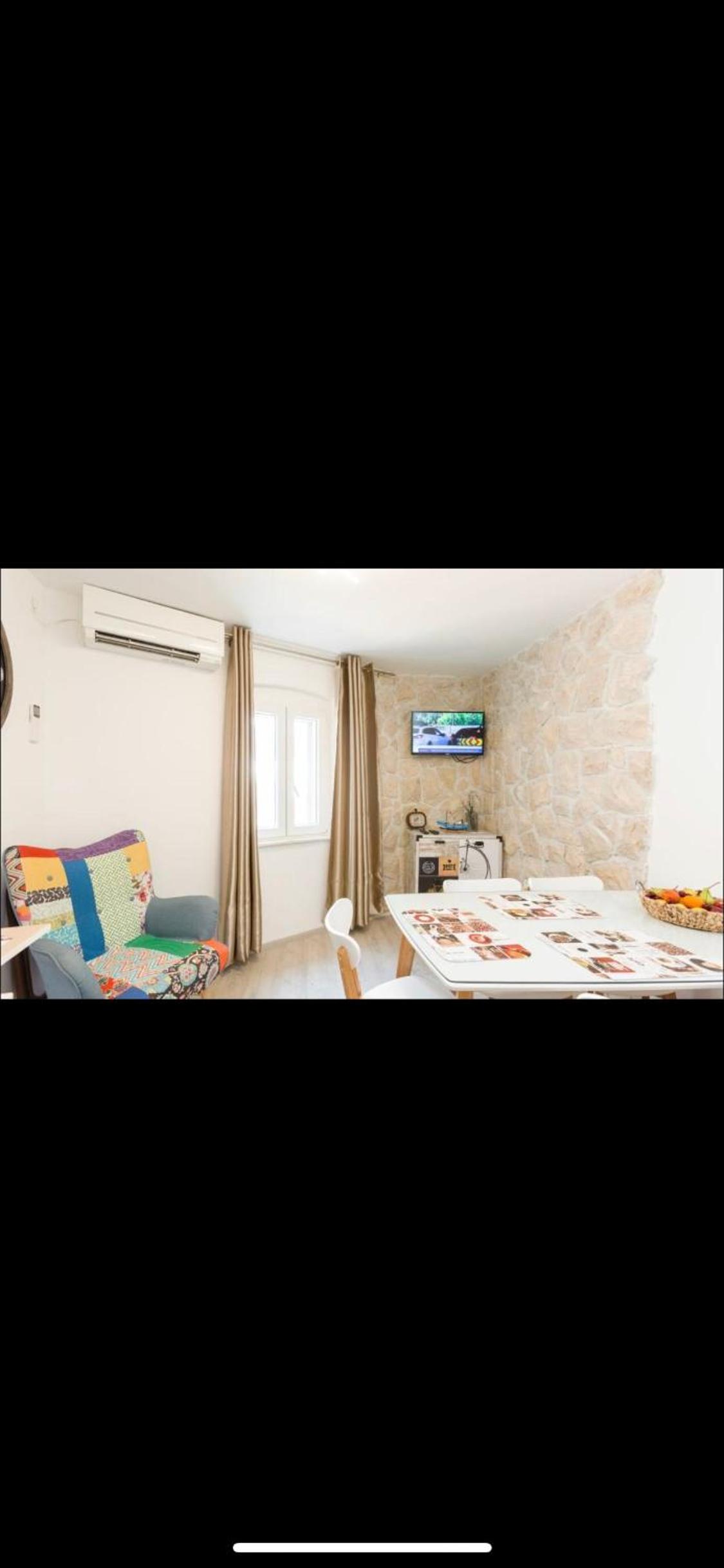 Apartamento Vijoleta en el centro de Split — hotel room