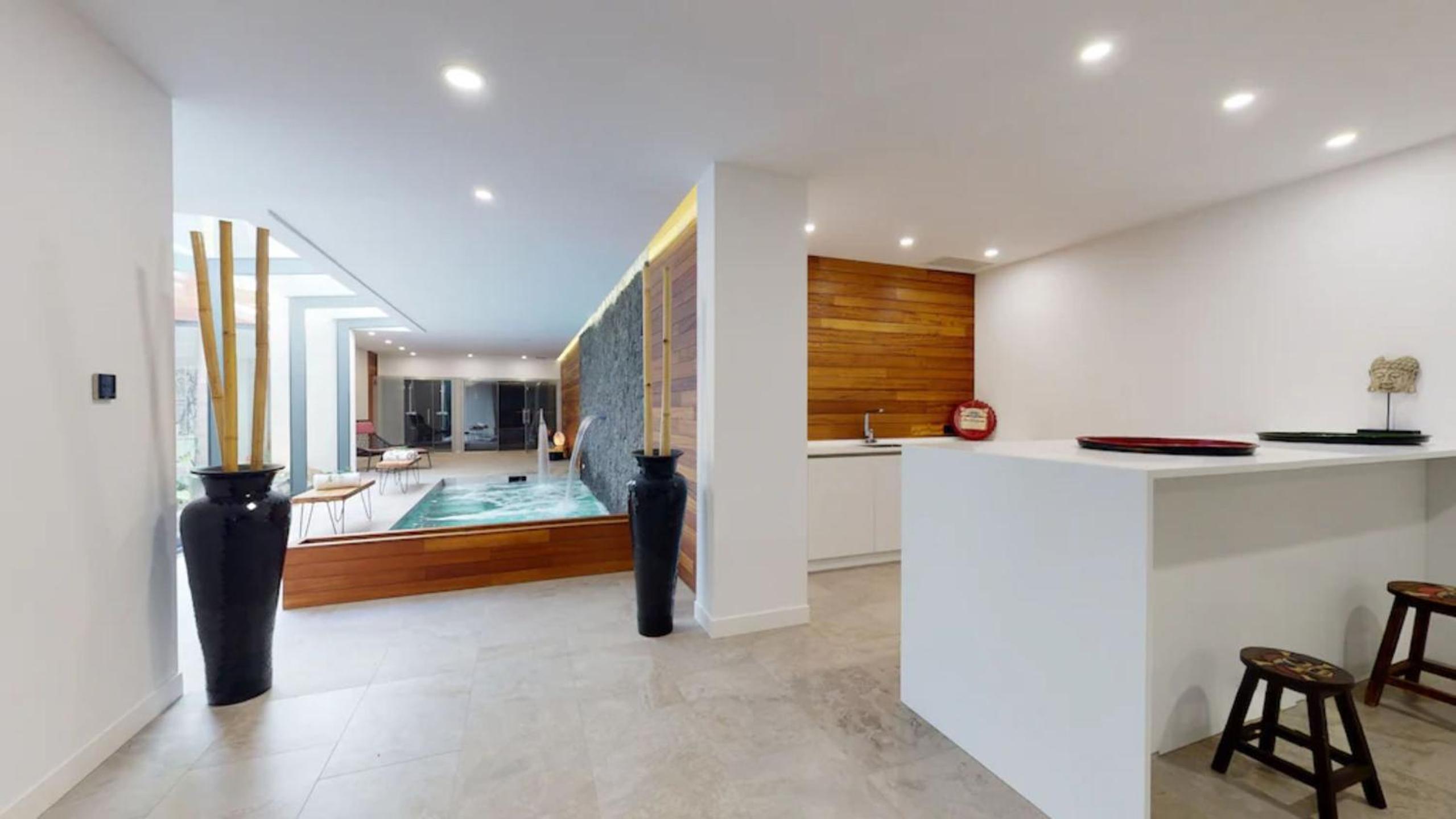 Karat Villa Playa Paraiso