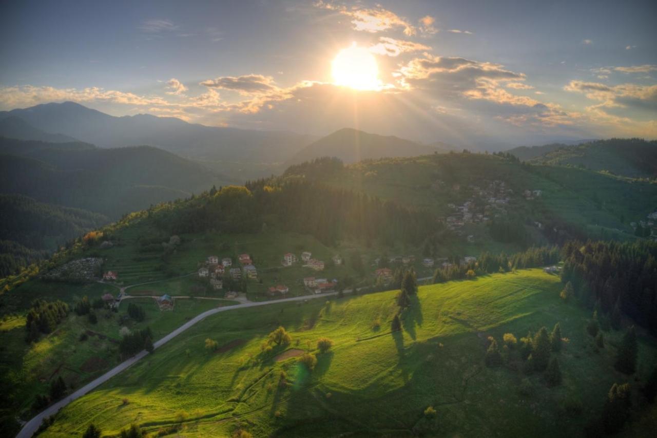 Stoykite-Pamporovo Nature Retreat view 3