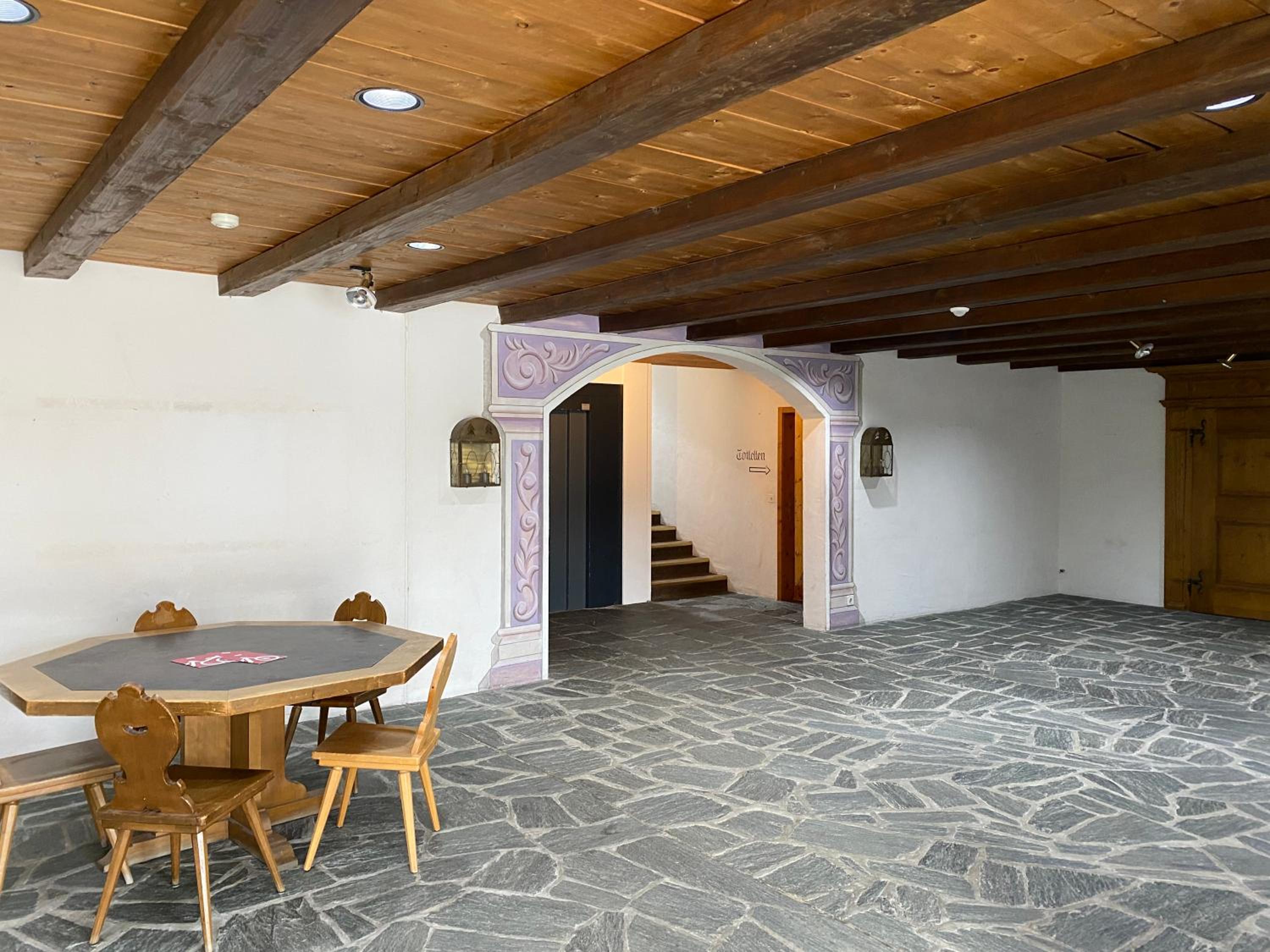 Moderne Ferienwohnung in Laax - Modern apartment in Laax view 3
