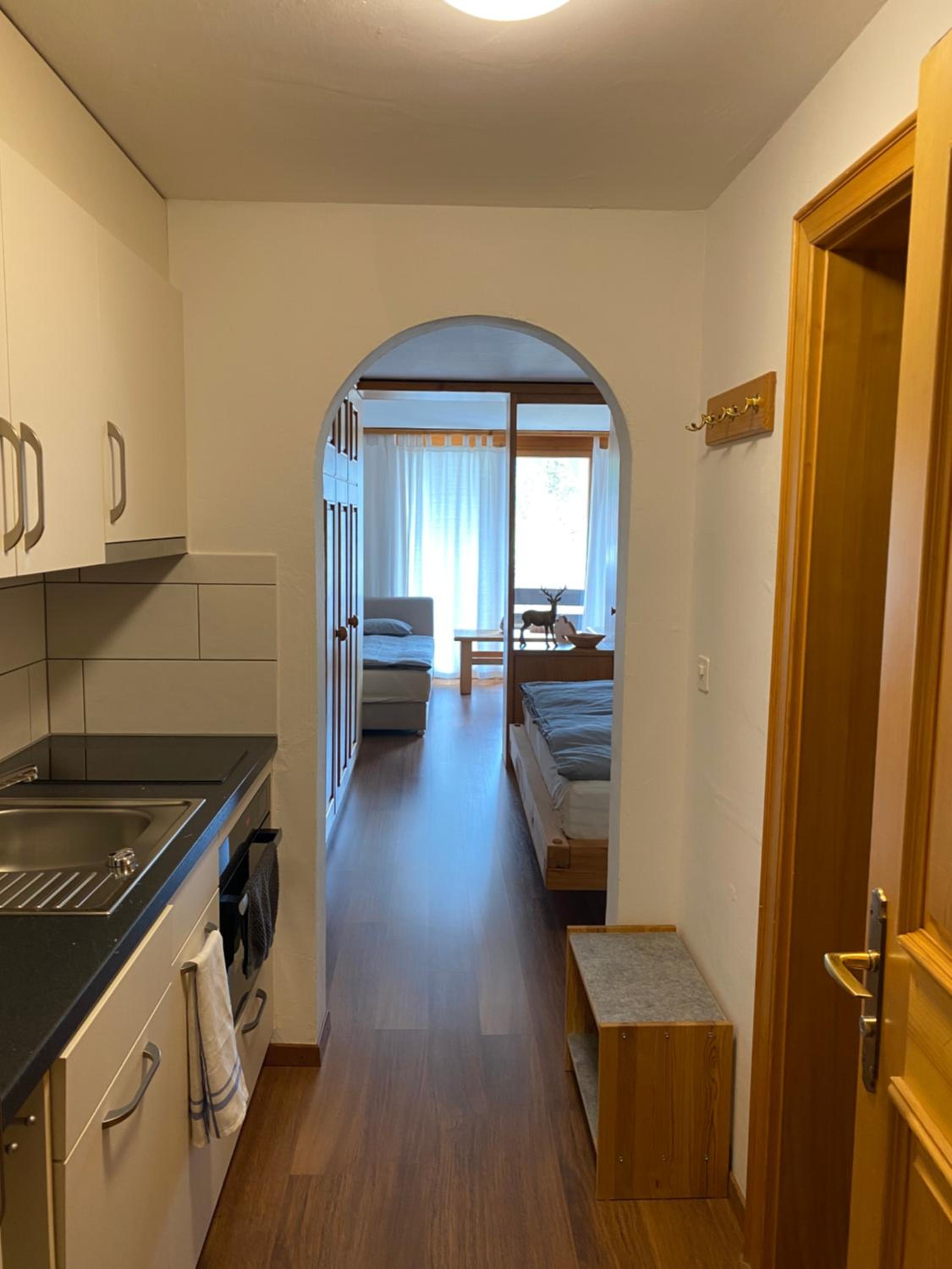 Moderne Ferienwohnung in Laax - Modern apartment in Laax view 4