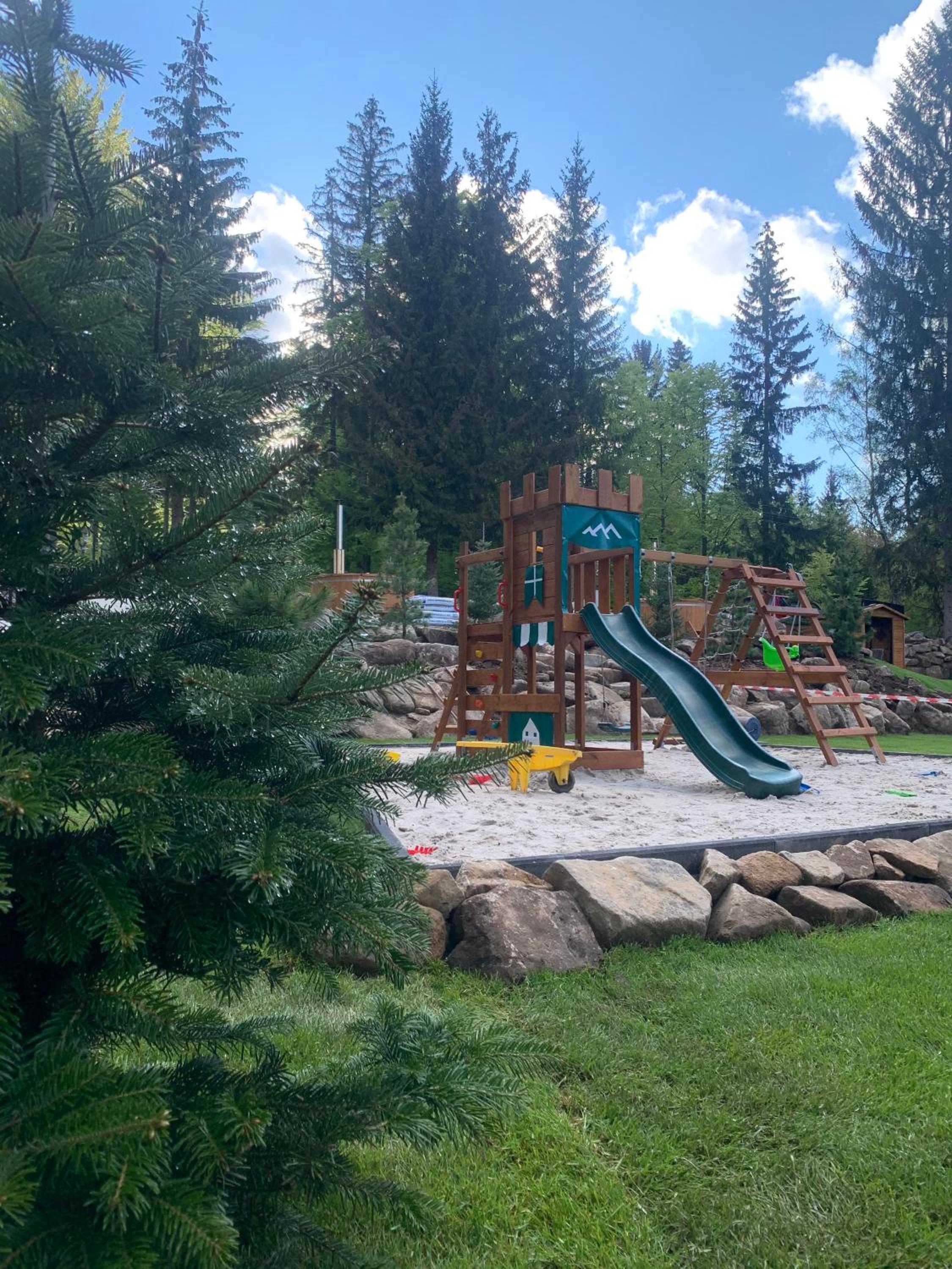 Photo 6