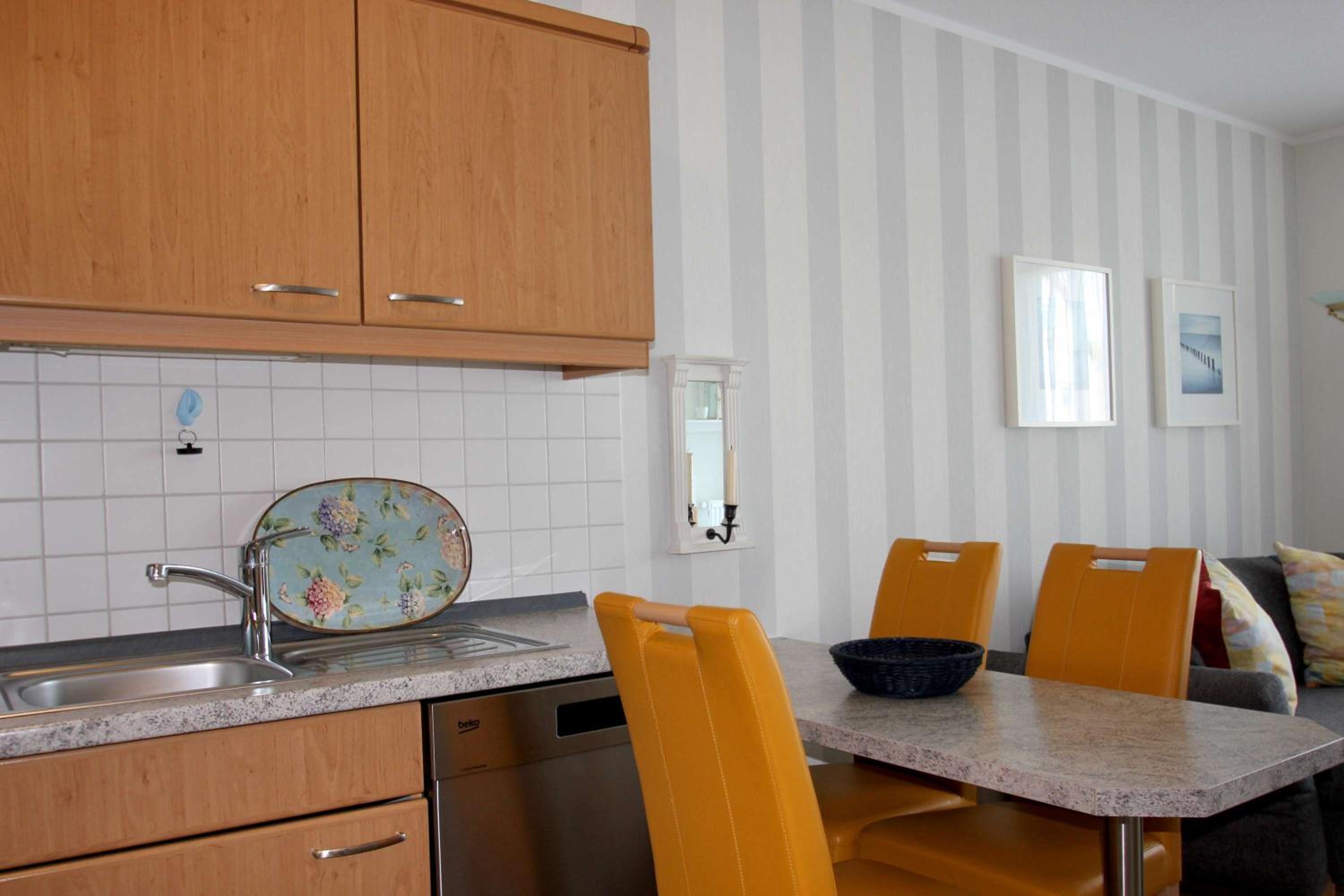 Villa Karola Ferienwohnung 12 mit Sauna- und Schwimmbadnutzung im AHOI Sellin