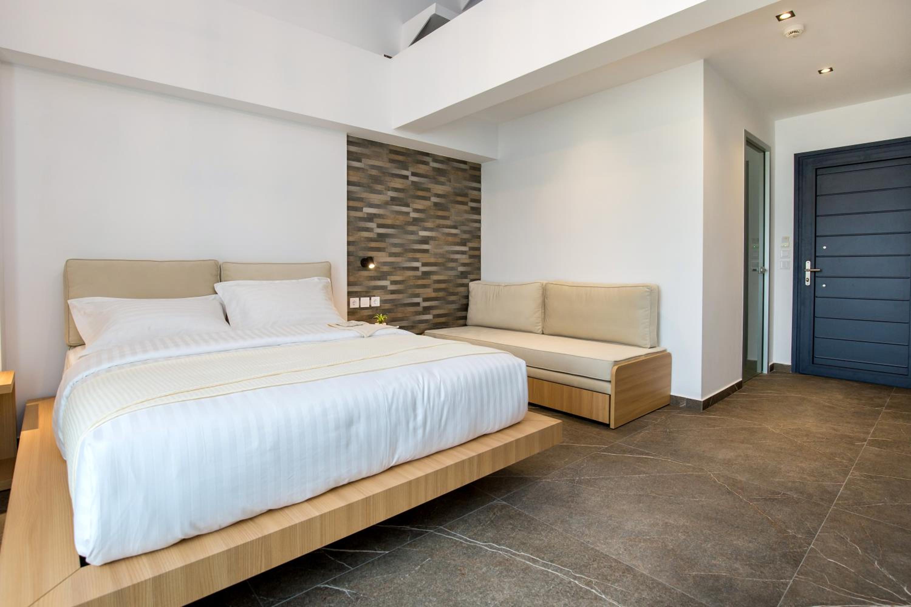 Epicentrum Suites