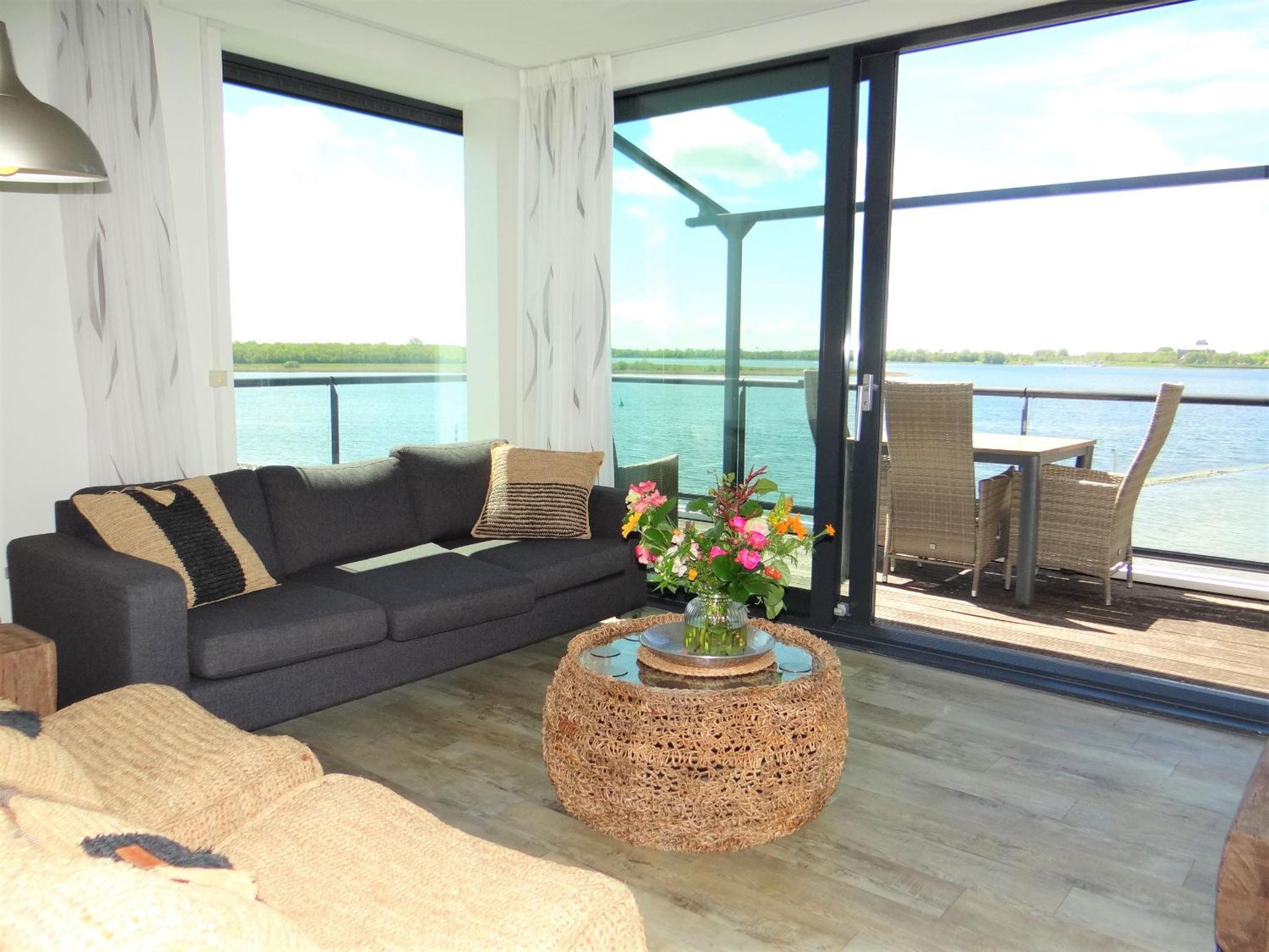 Vacation apartment Veerse Muze view 5
