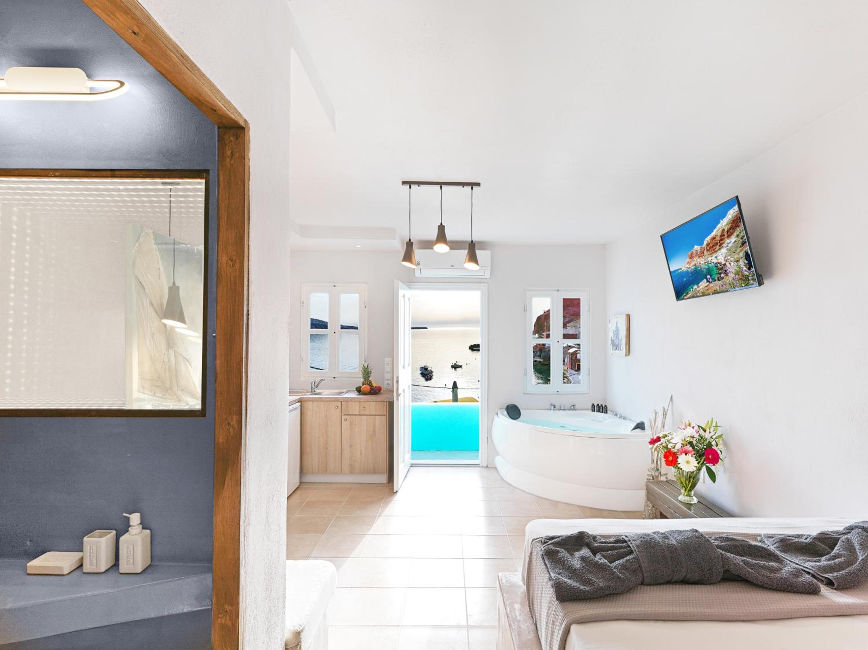 Secret Gem Suites photo 4