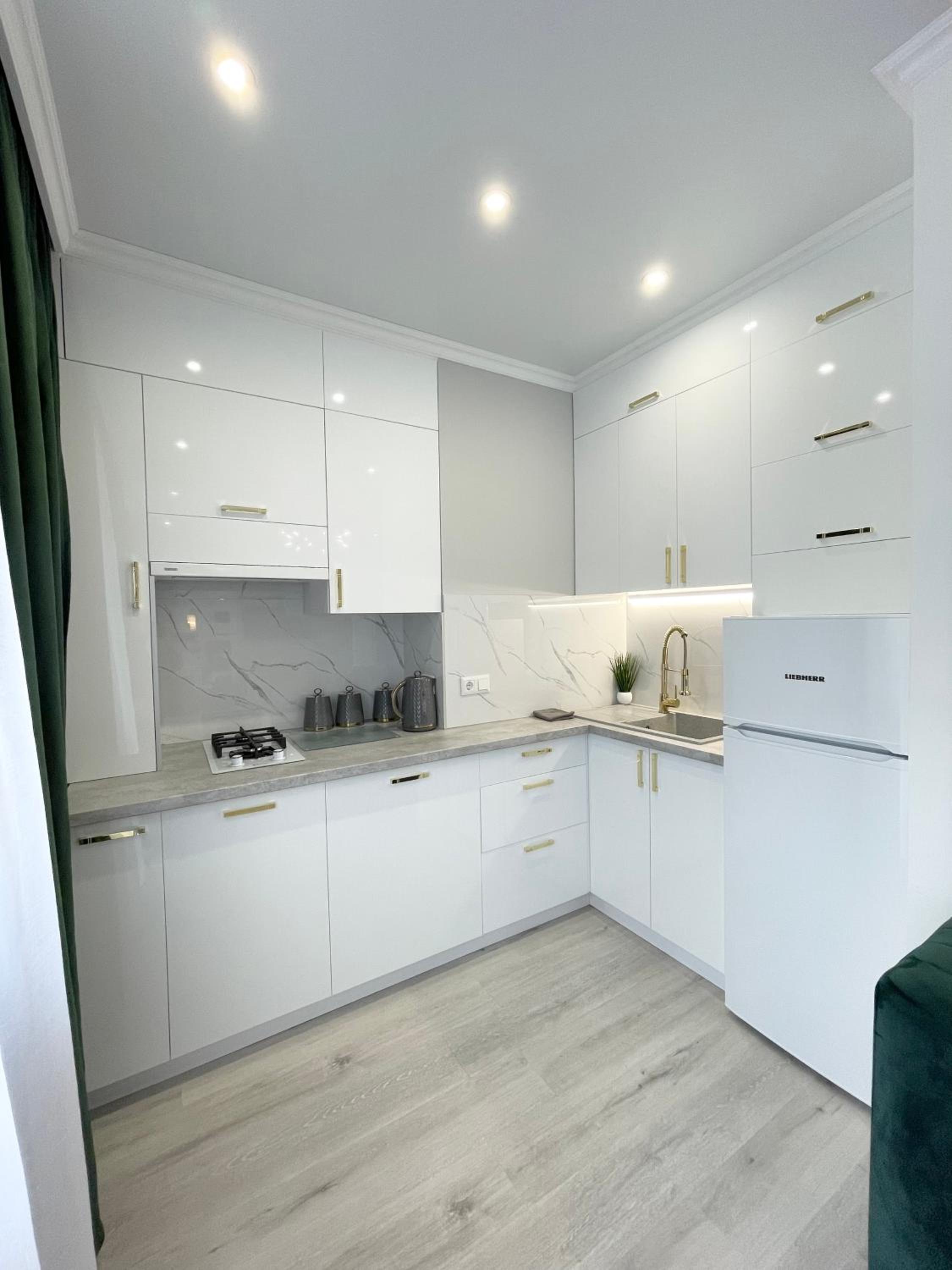 Luxury Emerald Apartments, photo 10