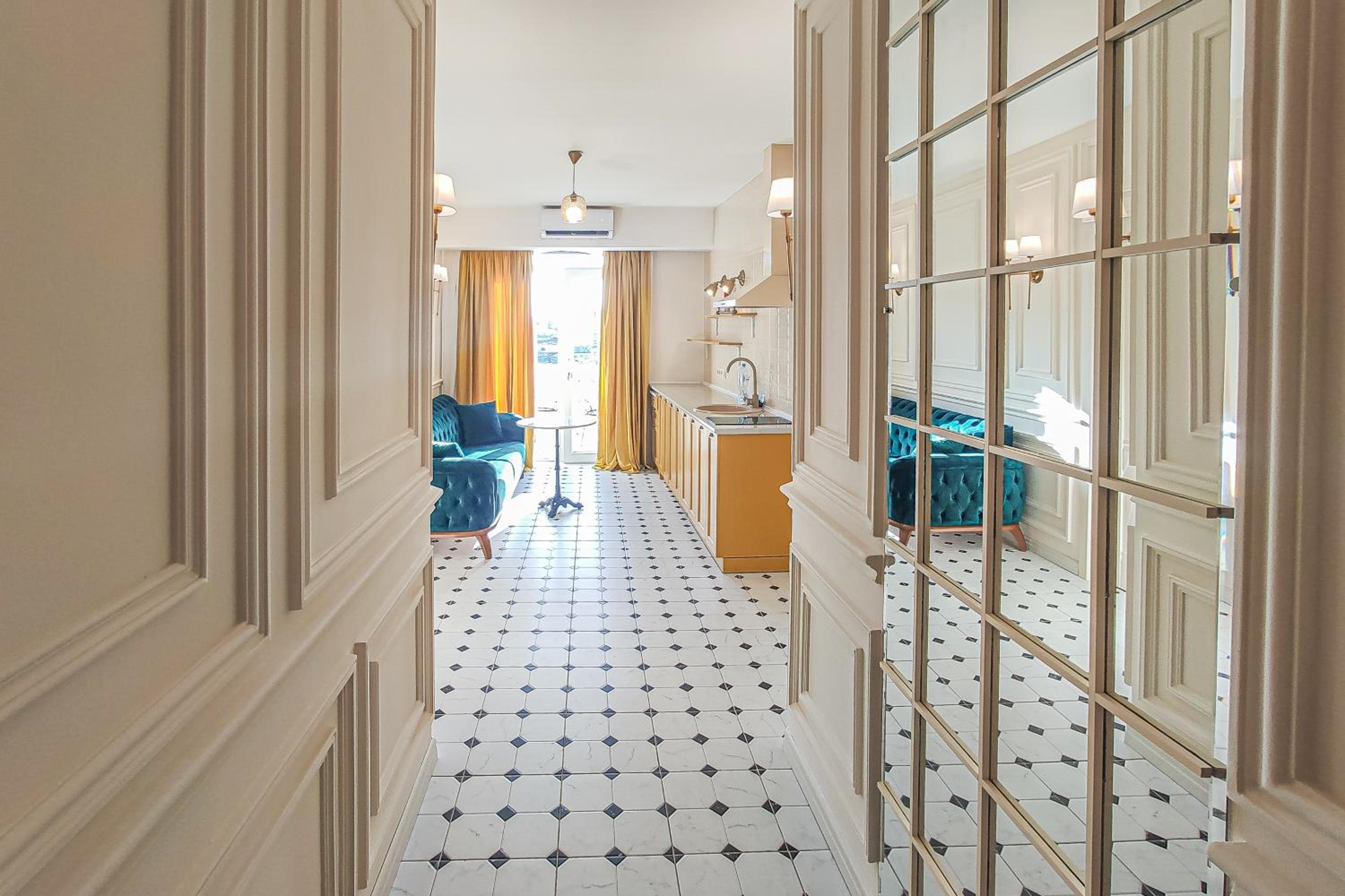 Boutique Apartment - Signature — photo 48