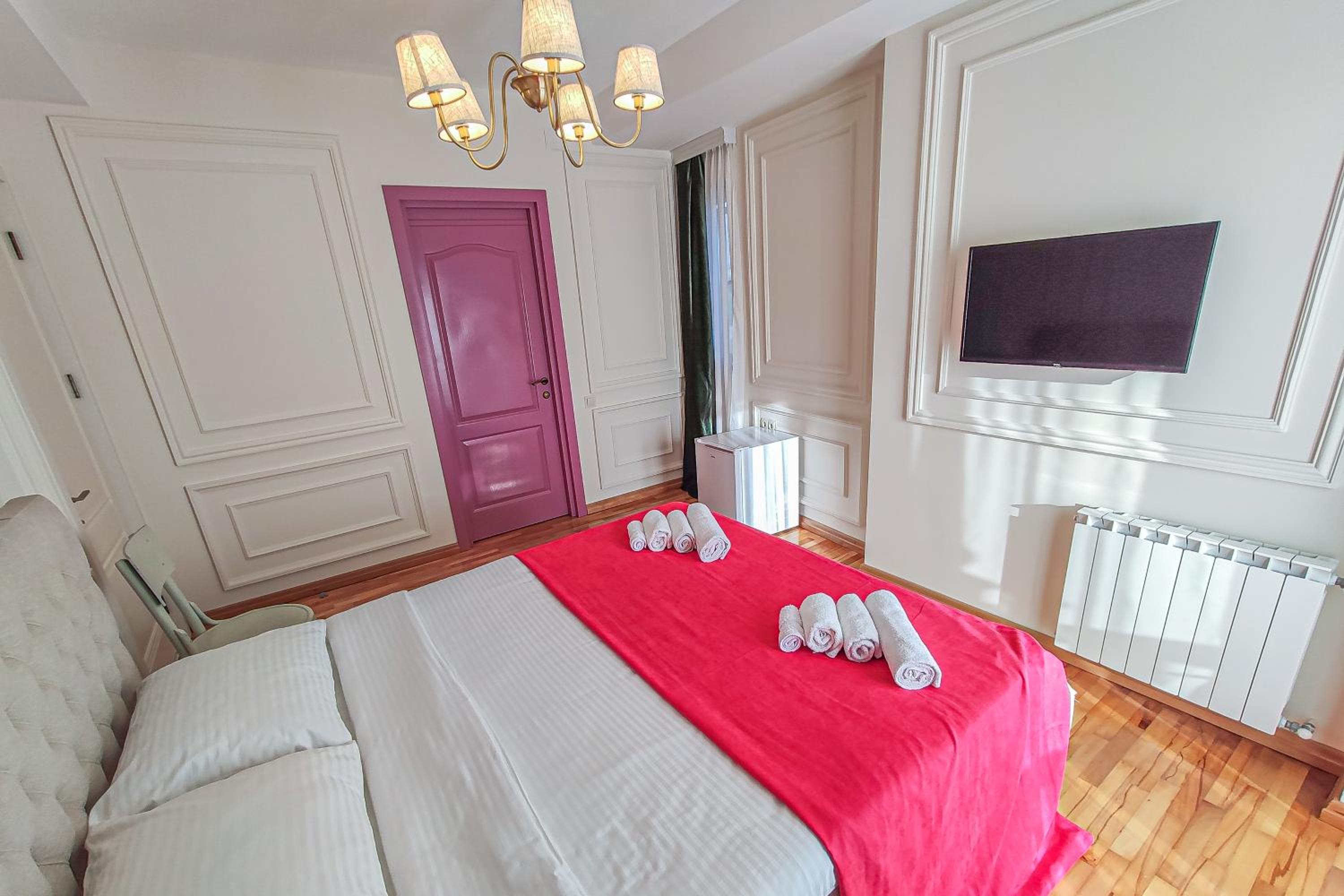 Boutique Apartment - Signature — photo 21