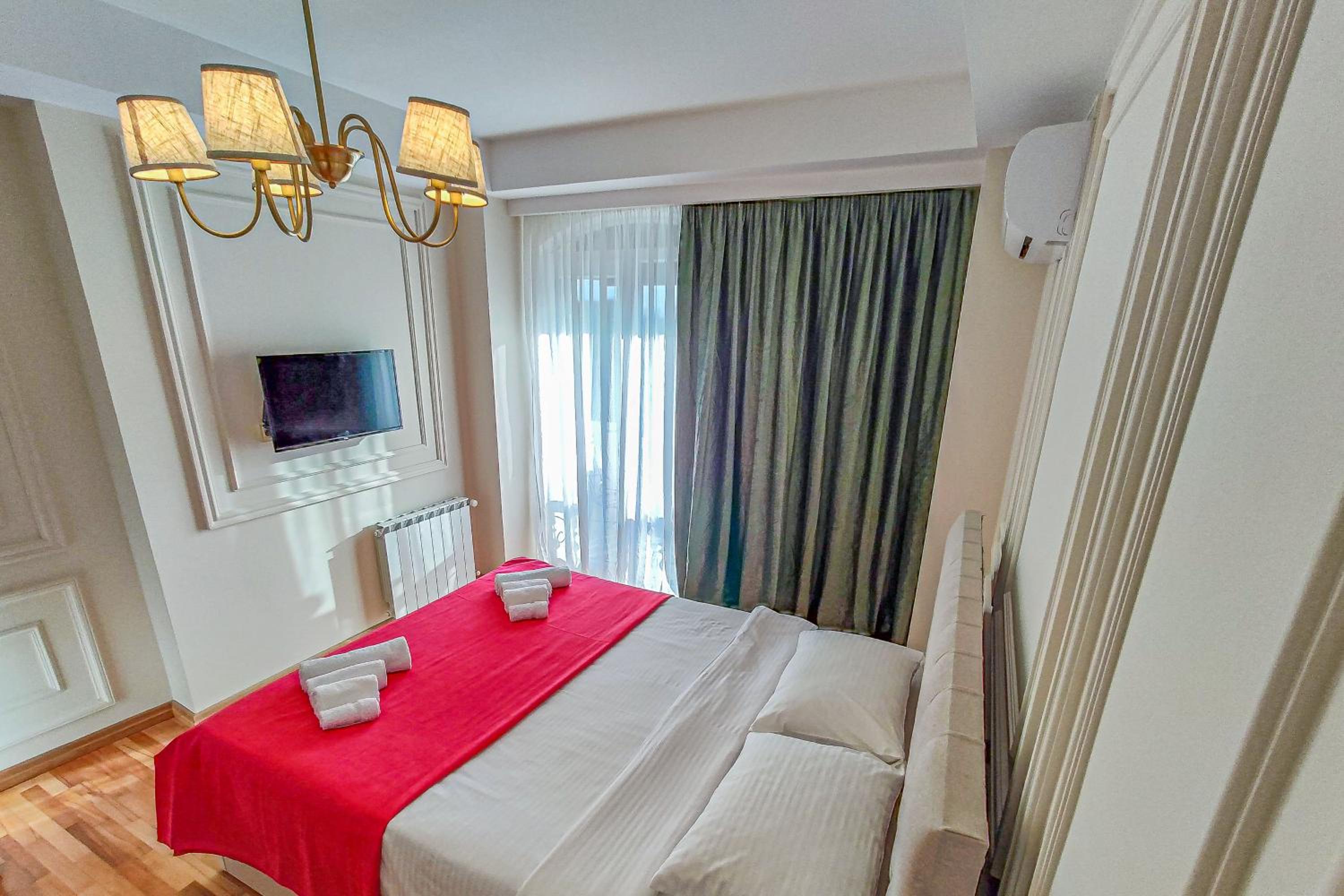 Boutique Apartment - Signature — photo 33