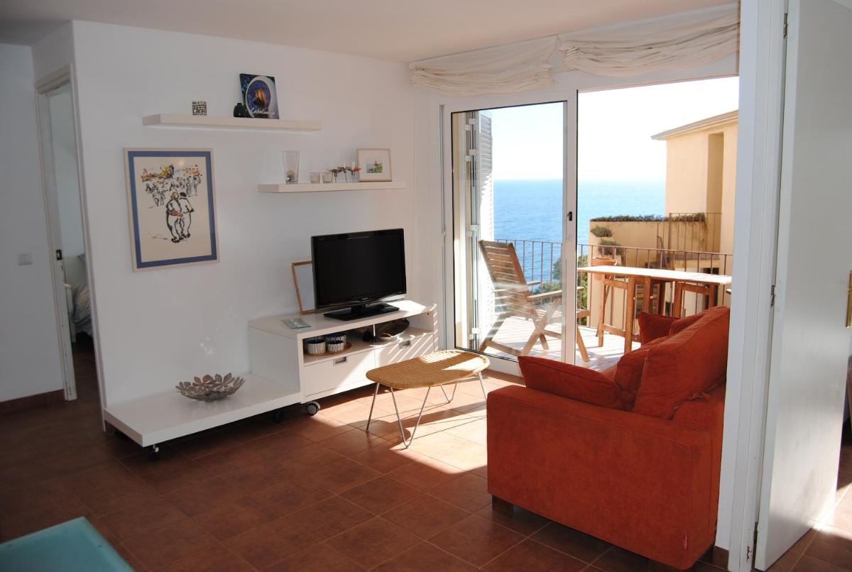 Mistral - 322 photo 3