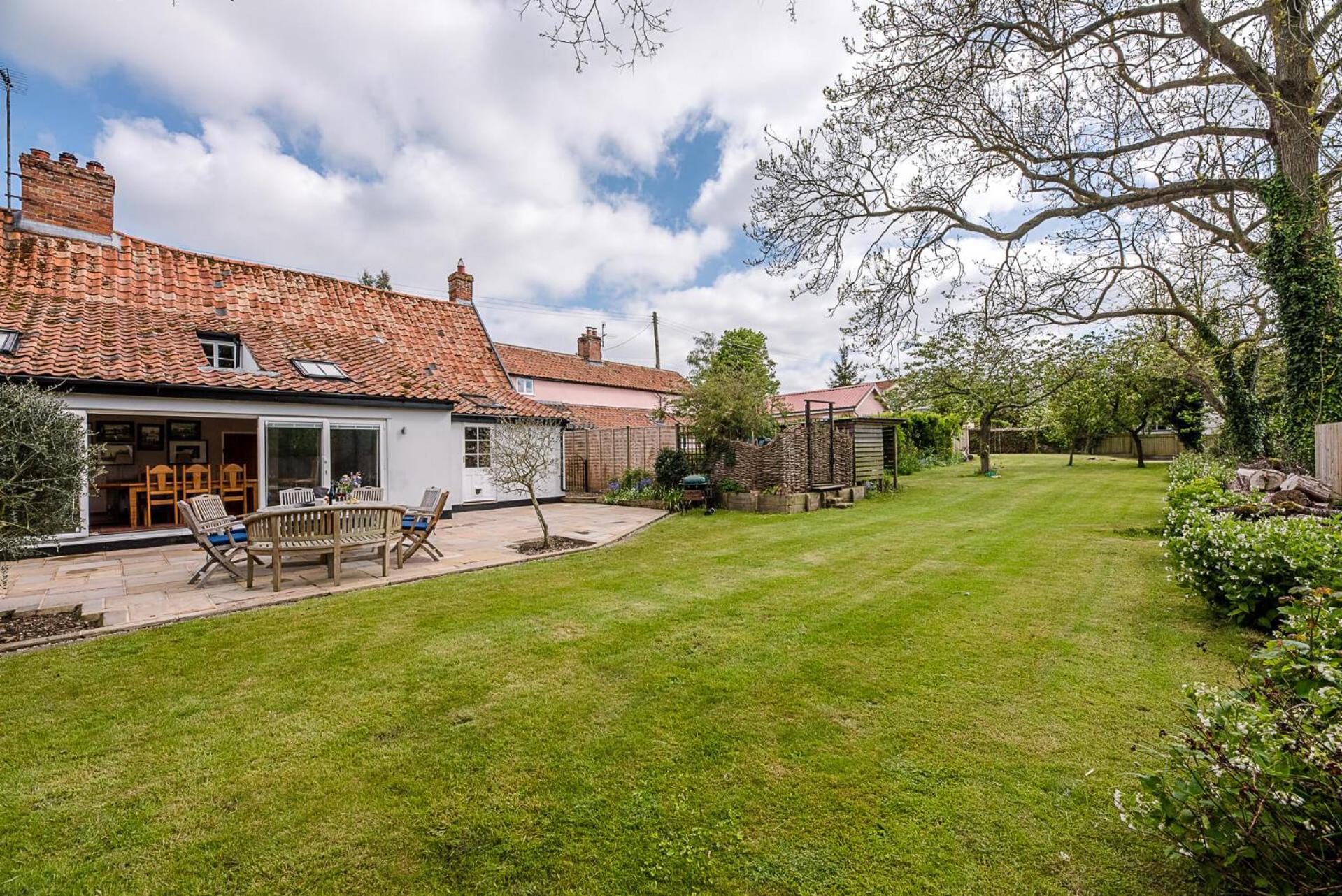 Lavender Cottage, Middleton view 2