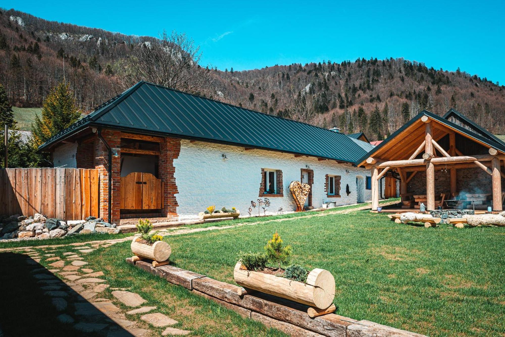 Hotel Chalets Dedinky