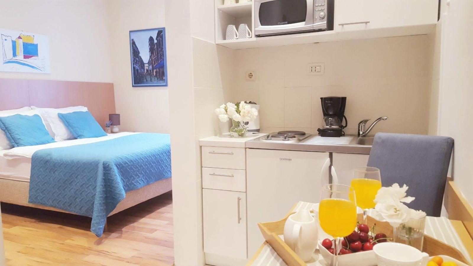 Apartments Miljas