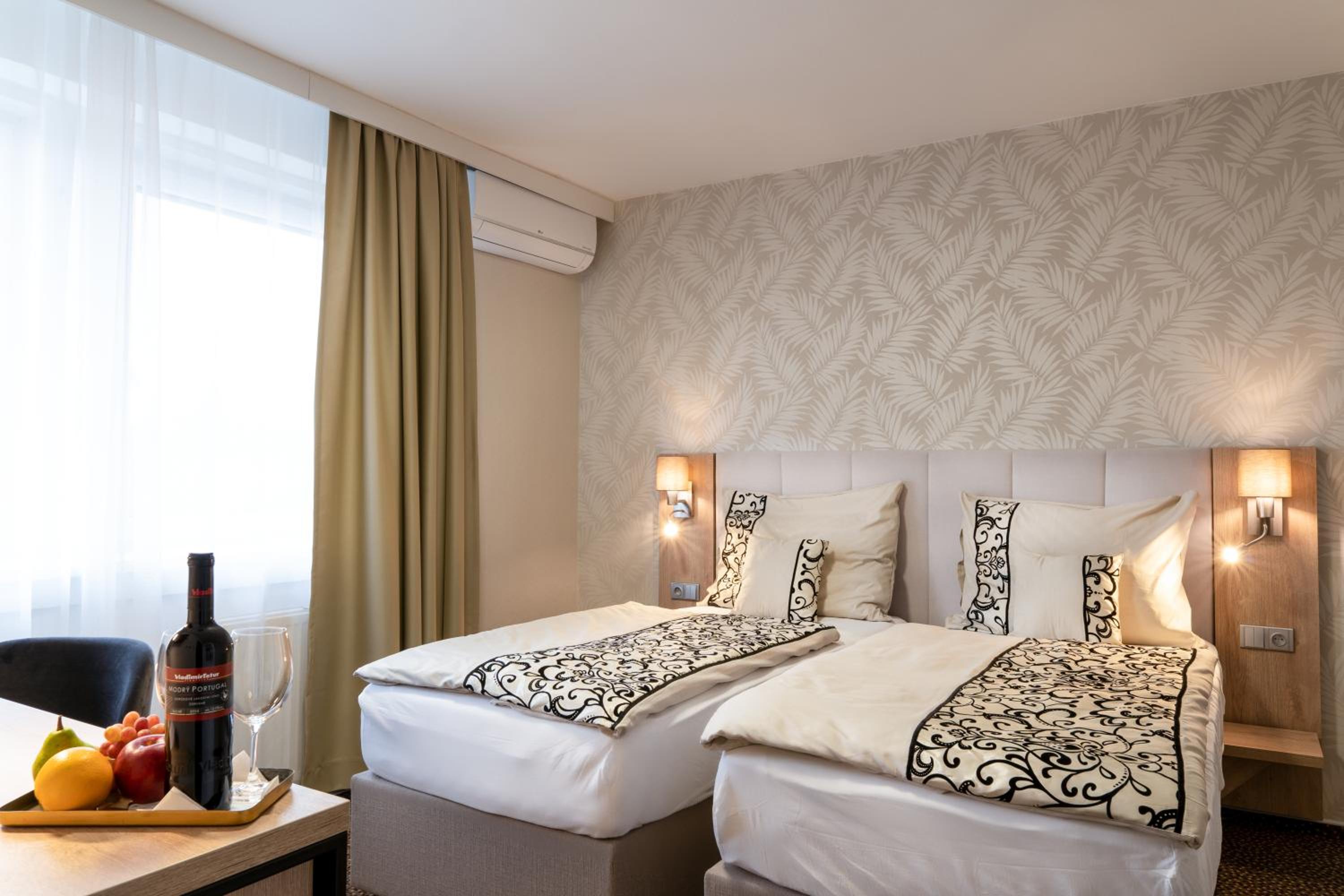 Hotel Karolina