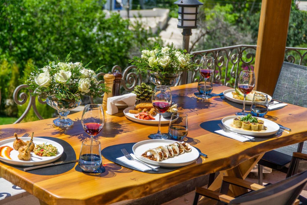 outdoor BBQ area