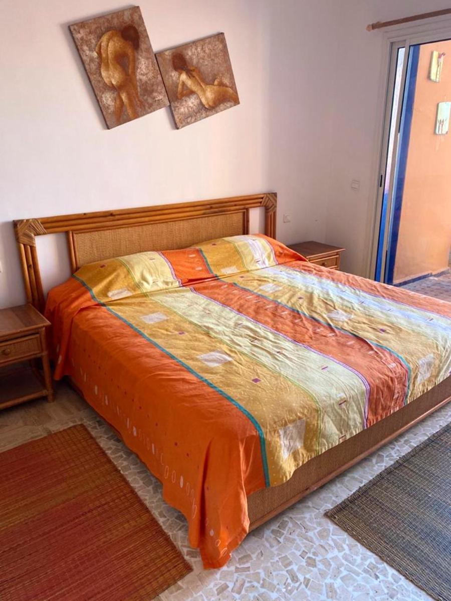 2 bedrooms appartement at Bouznika 20 m away from the beach with sea view shared pool and furnished balcony