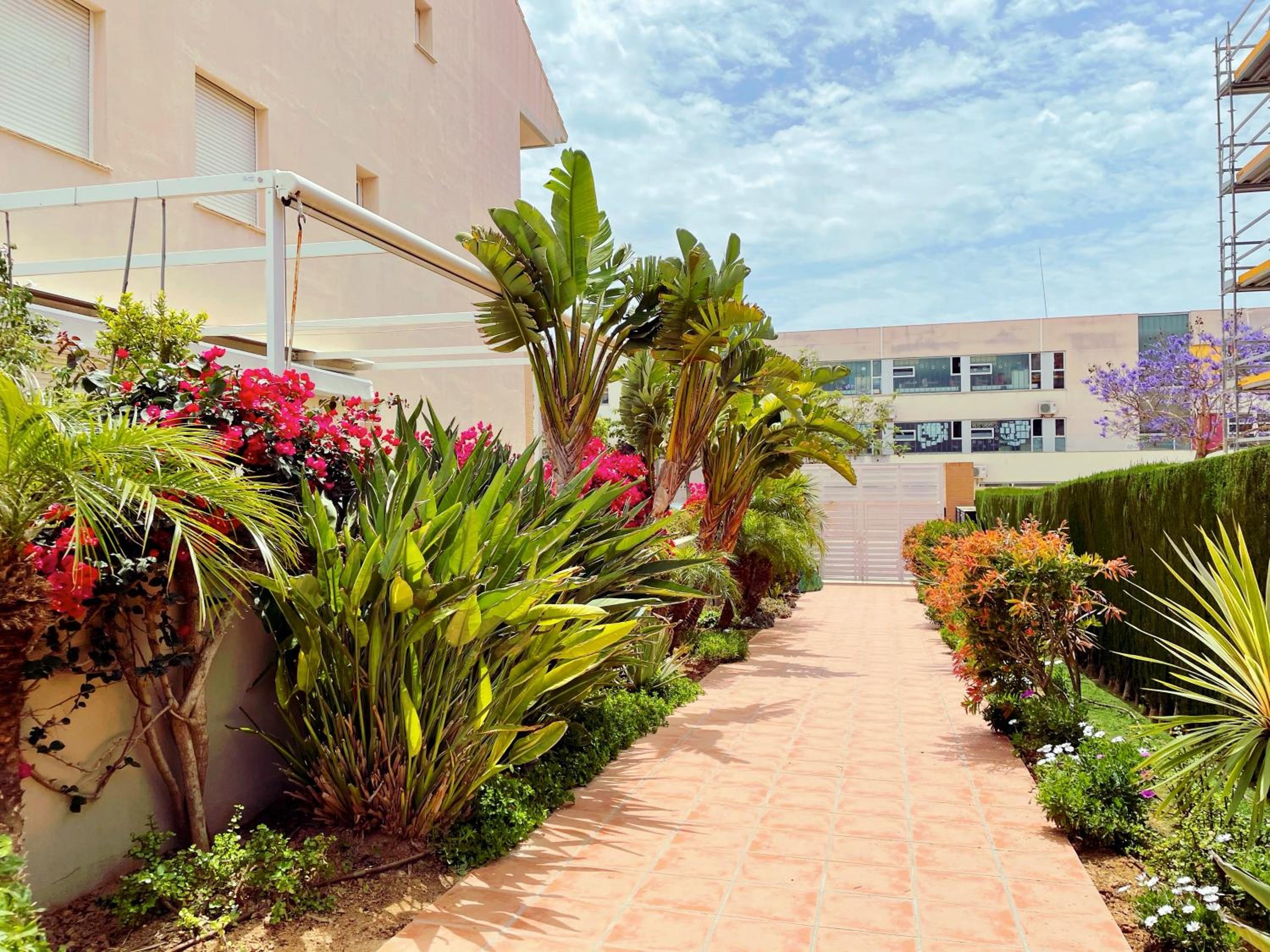 Golden Gardens Lux apartment Jávea view 4