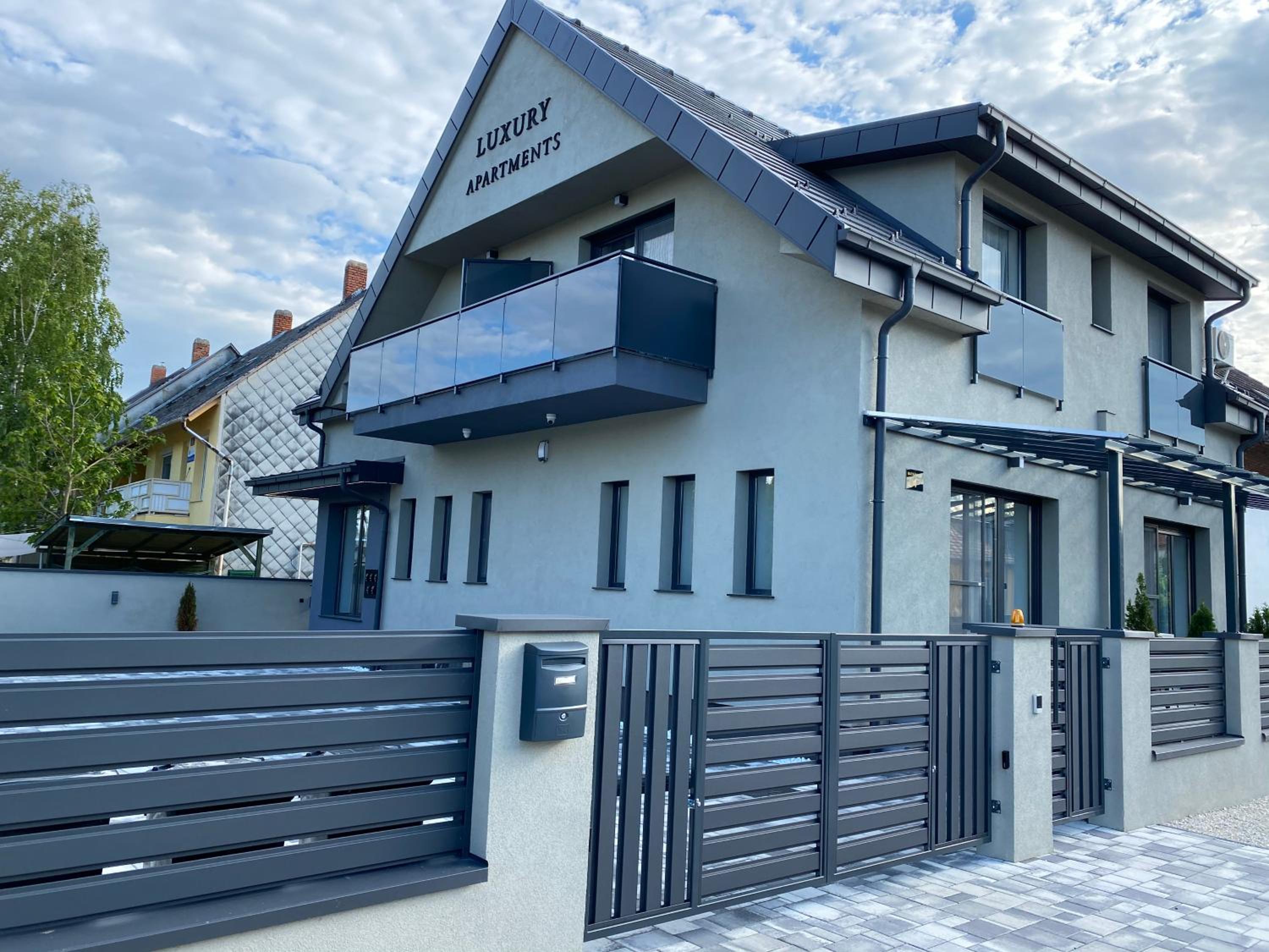 Luxury Apartments Keszthely view 3