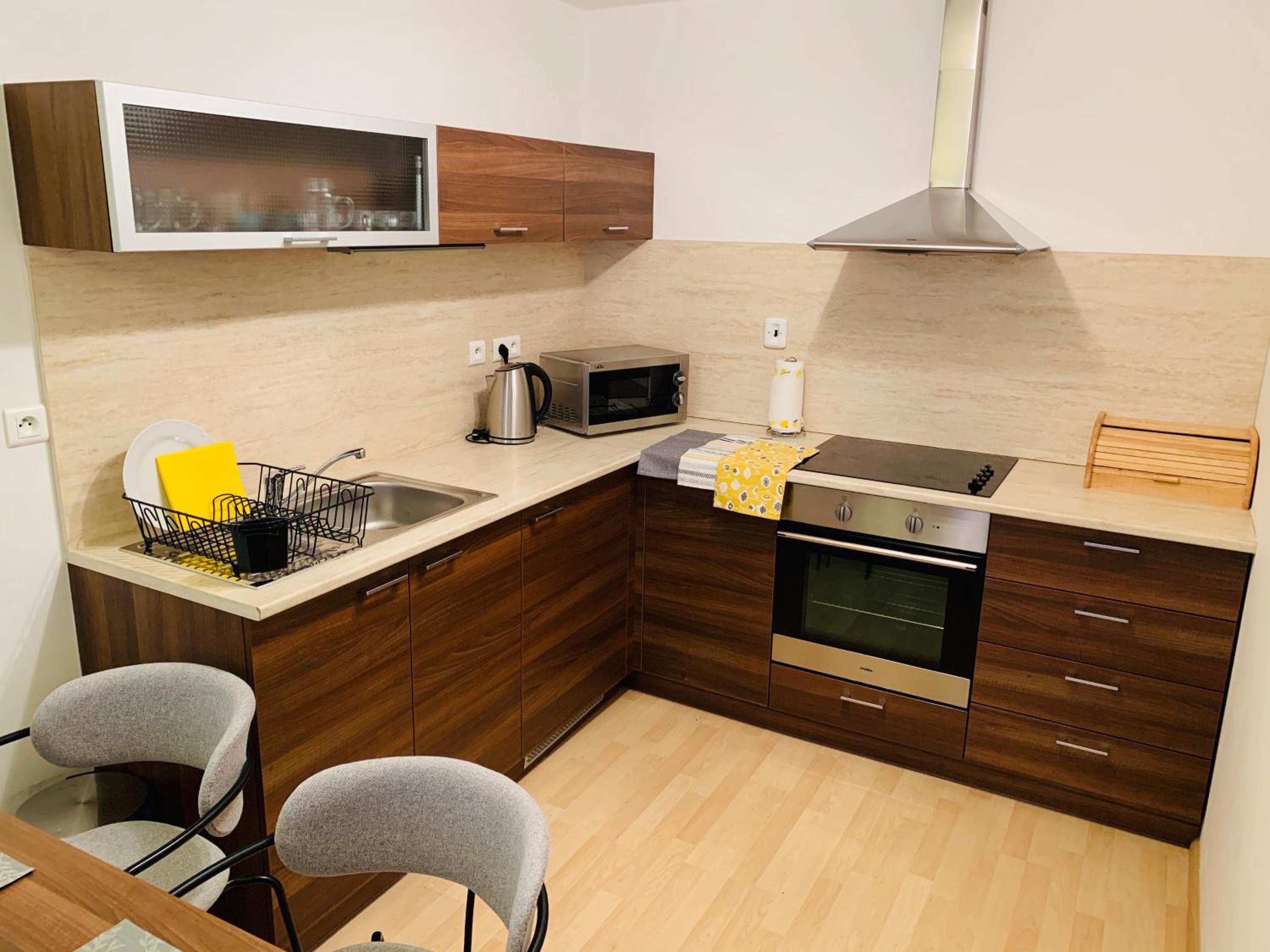NEW Apartment 120 v Residence hotel view 4