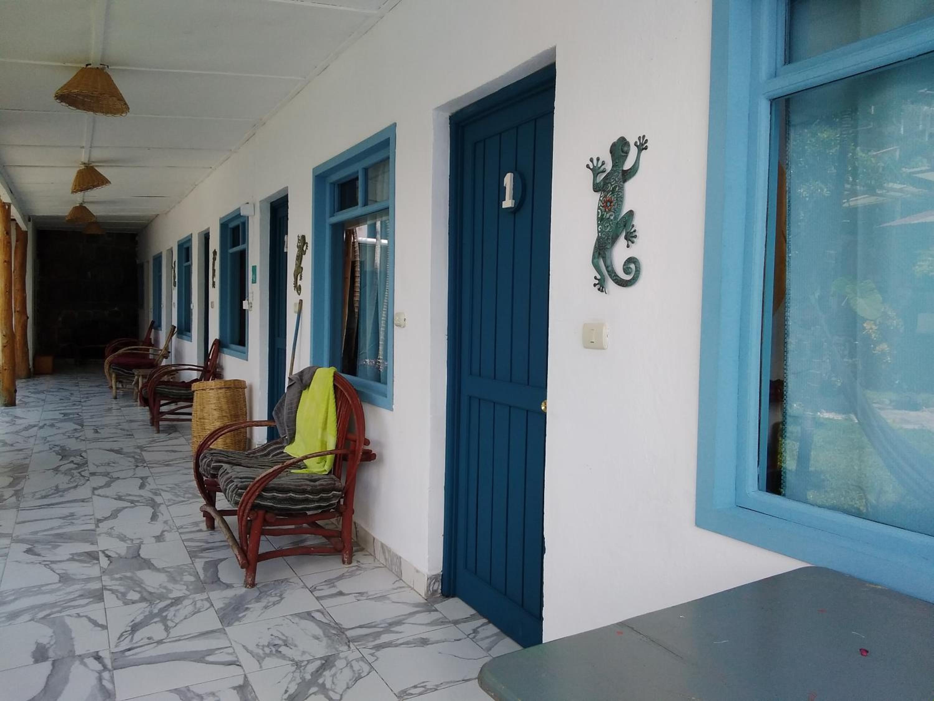 Hotel Casa Blanca - San Pedro - Image 1