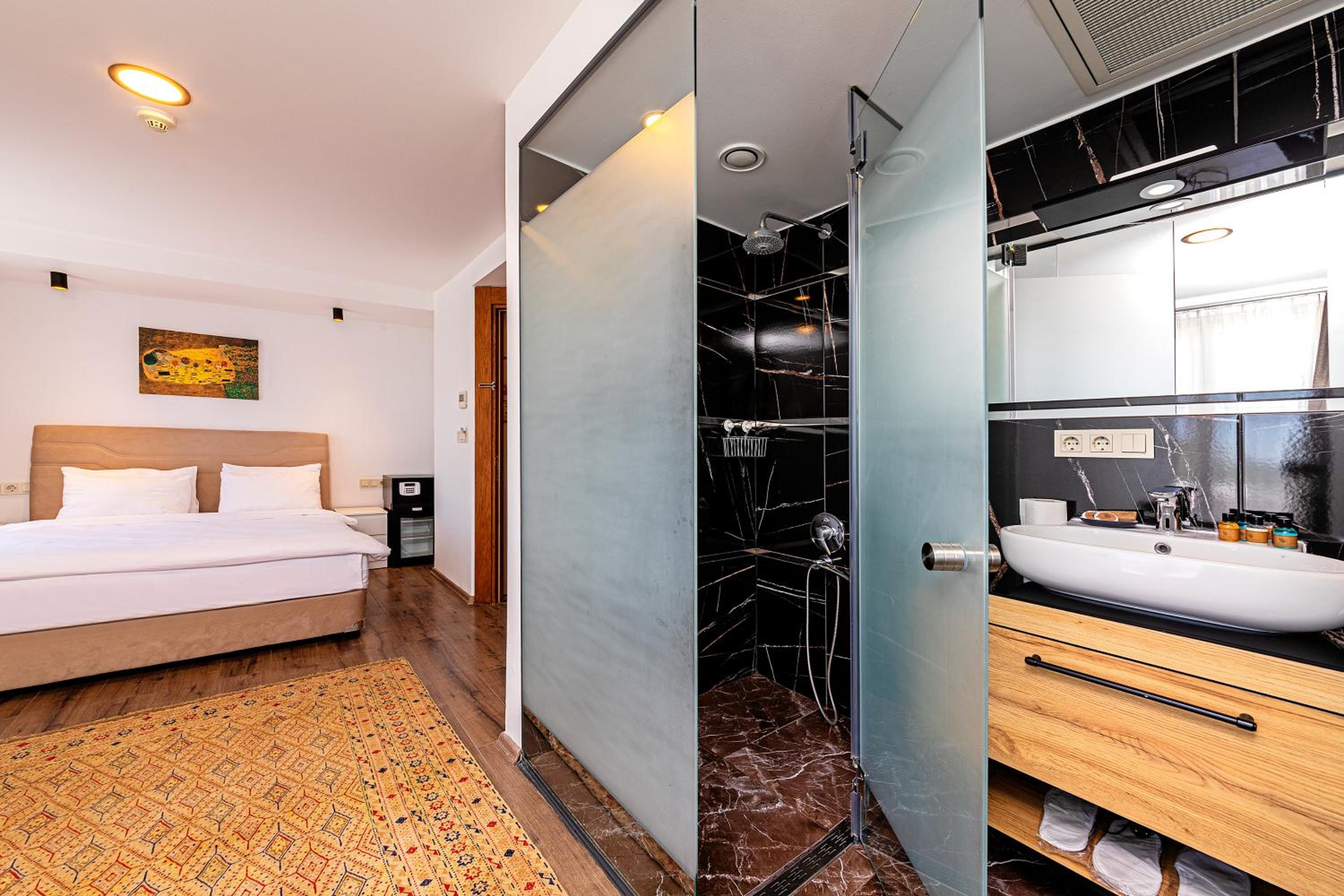 Neda Otel İstanbul - Image 20