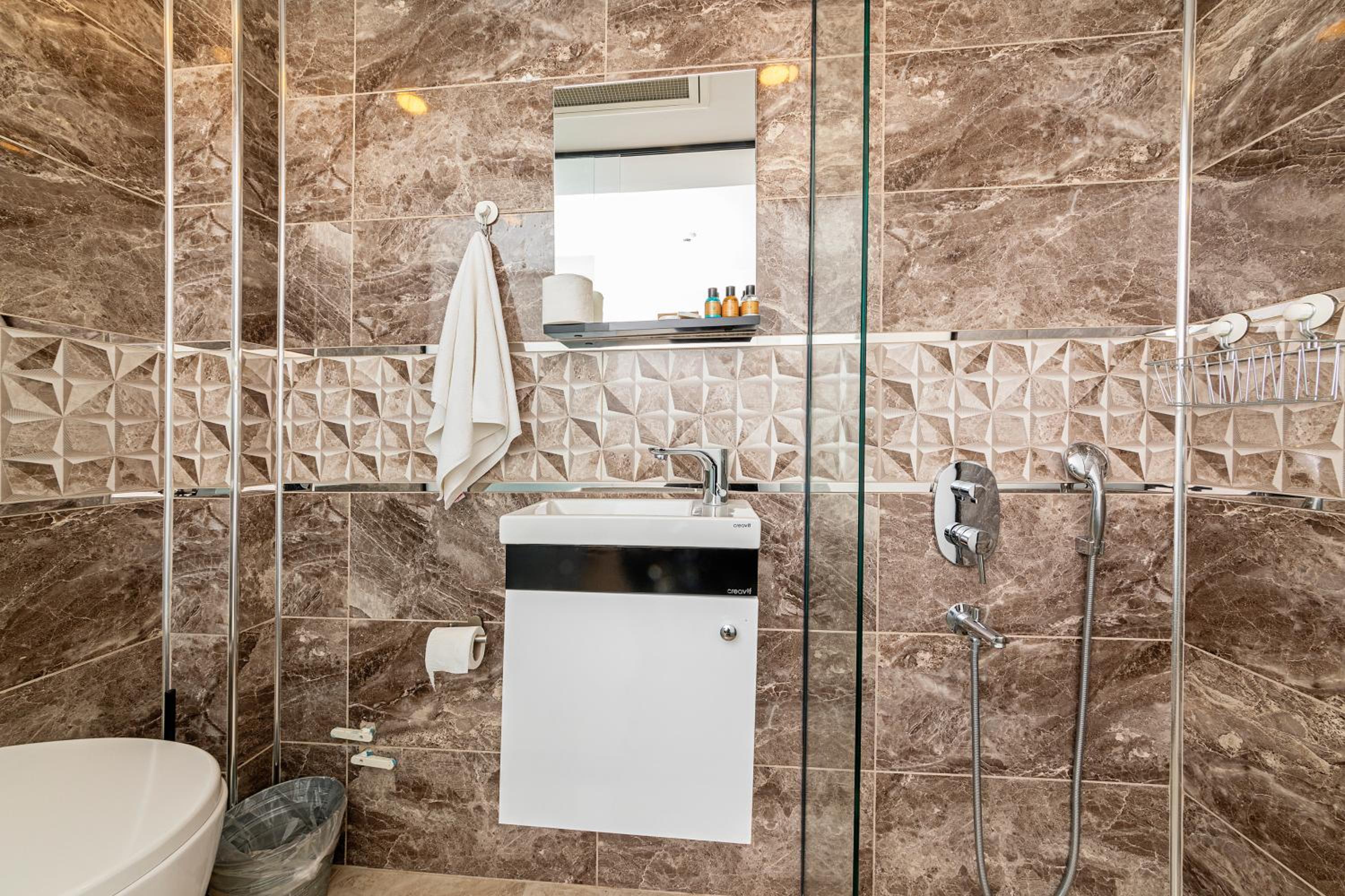 Neda Otel İstanbul - Image 19