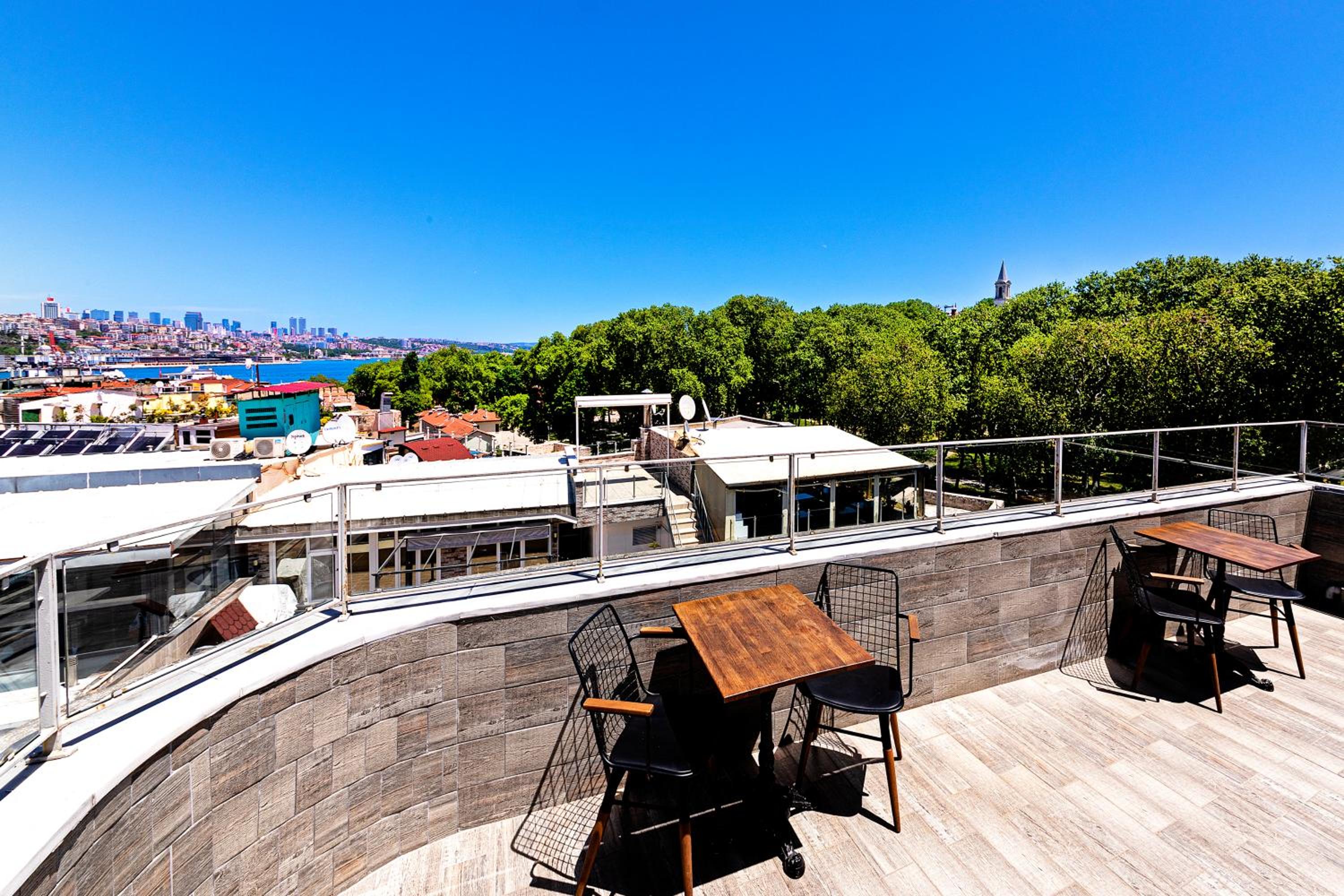 Neda Otel İstanbul - Image 10