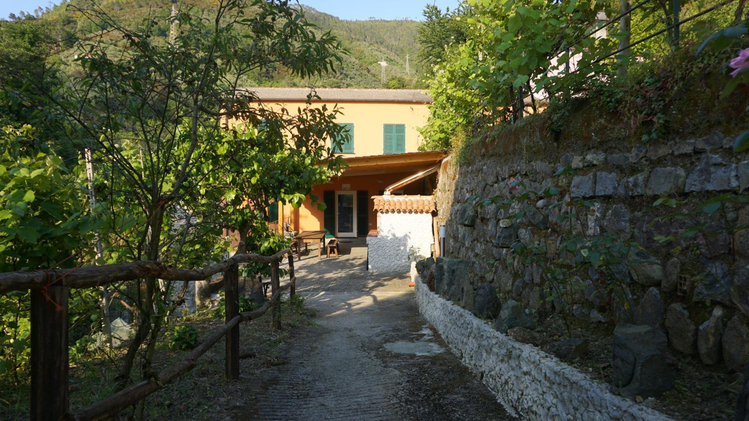 Agriturismo U muinettu view 5
