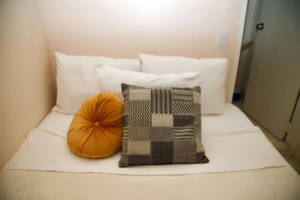 GREAT LOCATION ! 4 Bedroom Home in the Heart of Cartagena