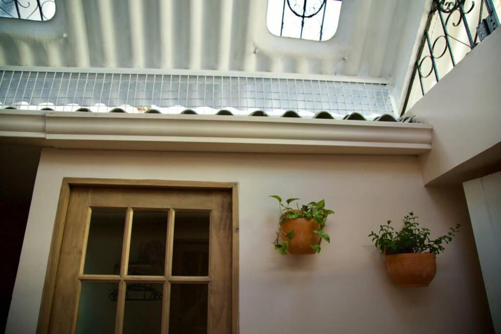 GREAT LOCATION ! 4 Bedroom Home in the Heart of Cartagena