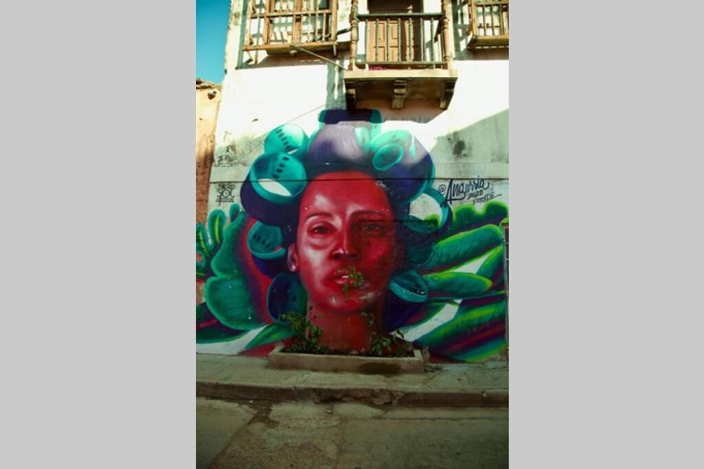 GREAT LOCATION ! 4 Bedroom Home in the Heart of Cartagena