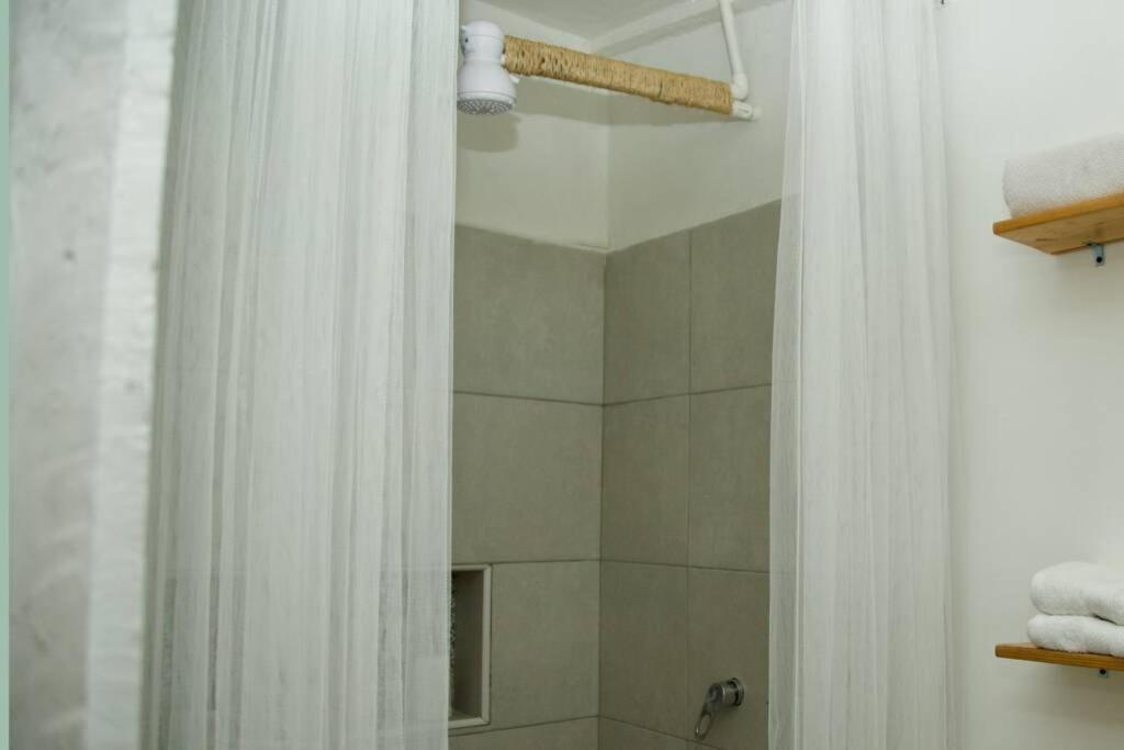 GREAT LOCATION ! 4 Bedroom Home in the Heart of Cartagena