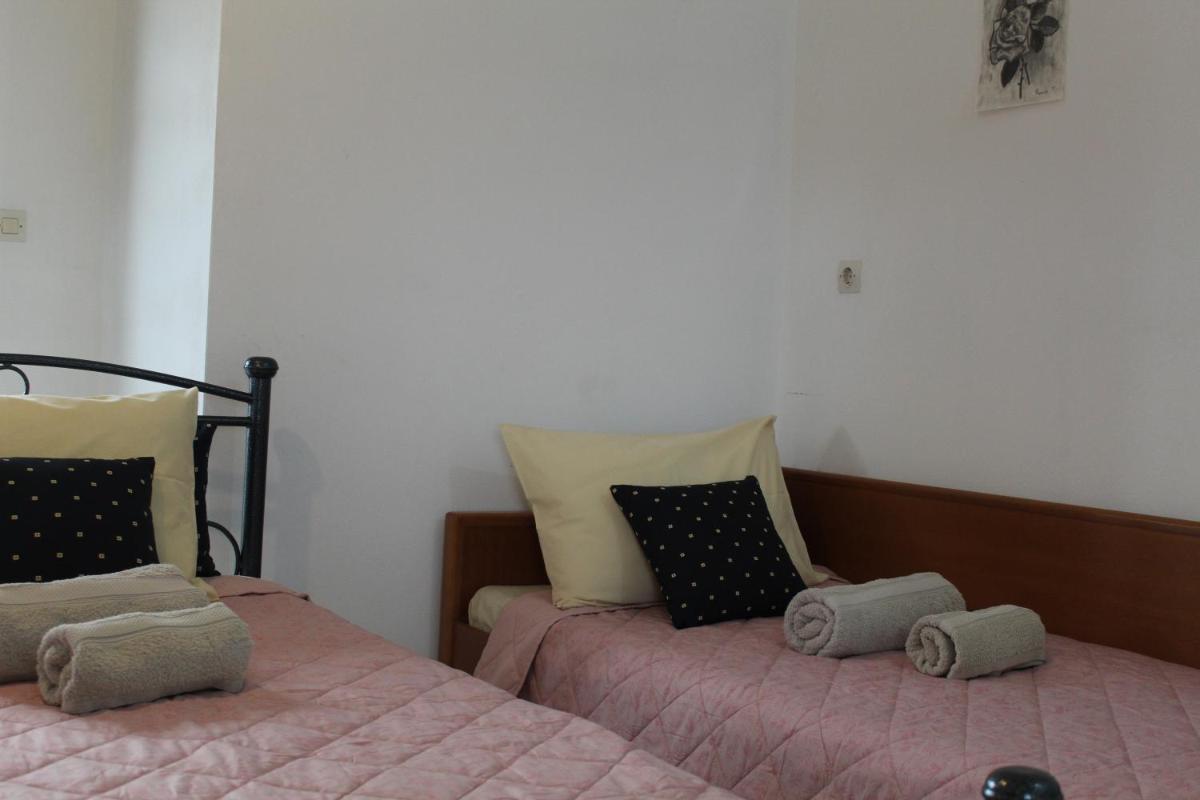Vakis Apartments 1 view 5